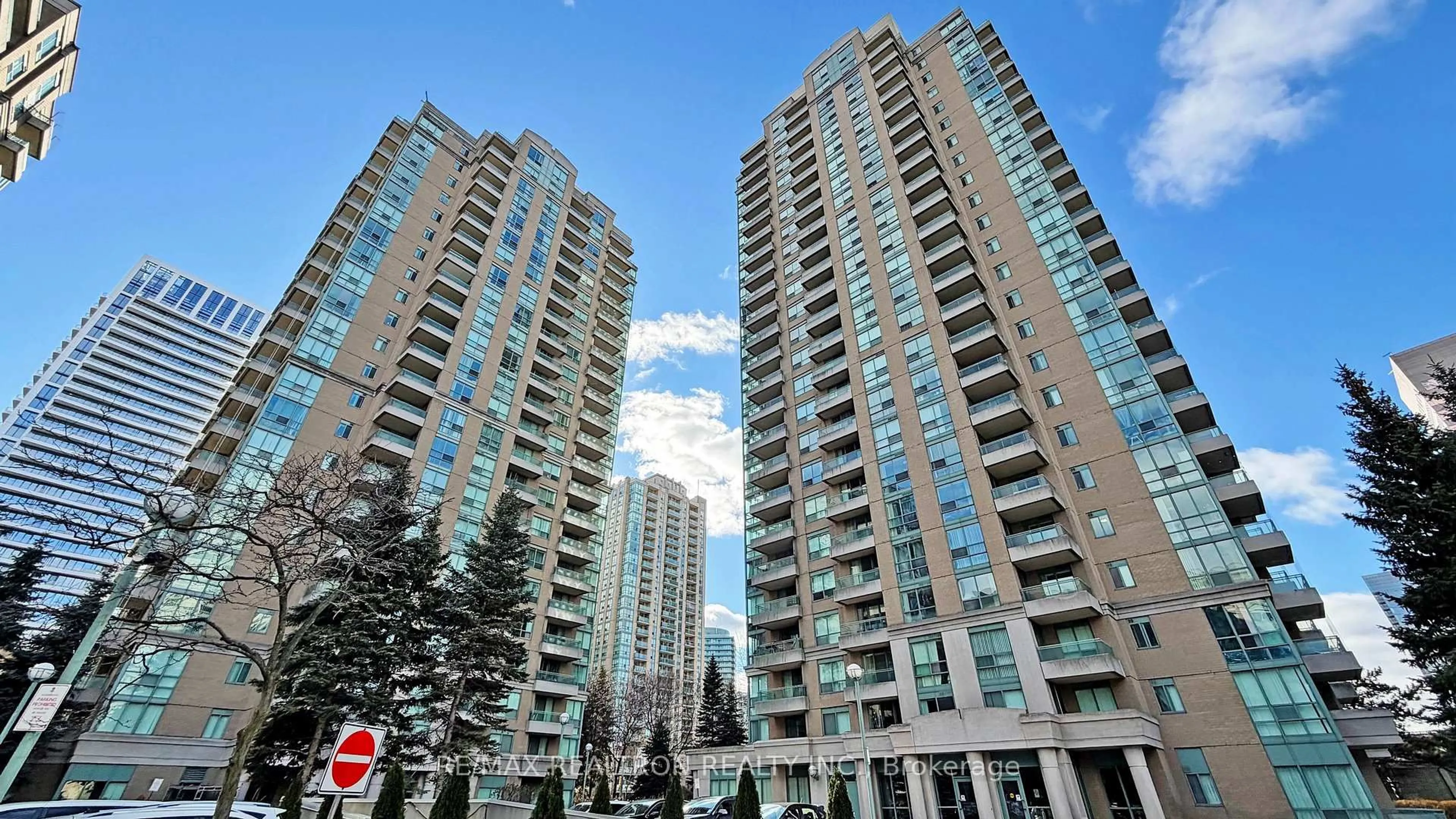 Unknown for 1 Pemberton Ave #405, Toronto Ontario M2M 4L9