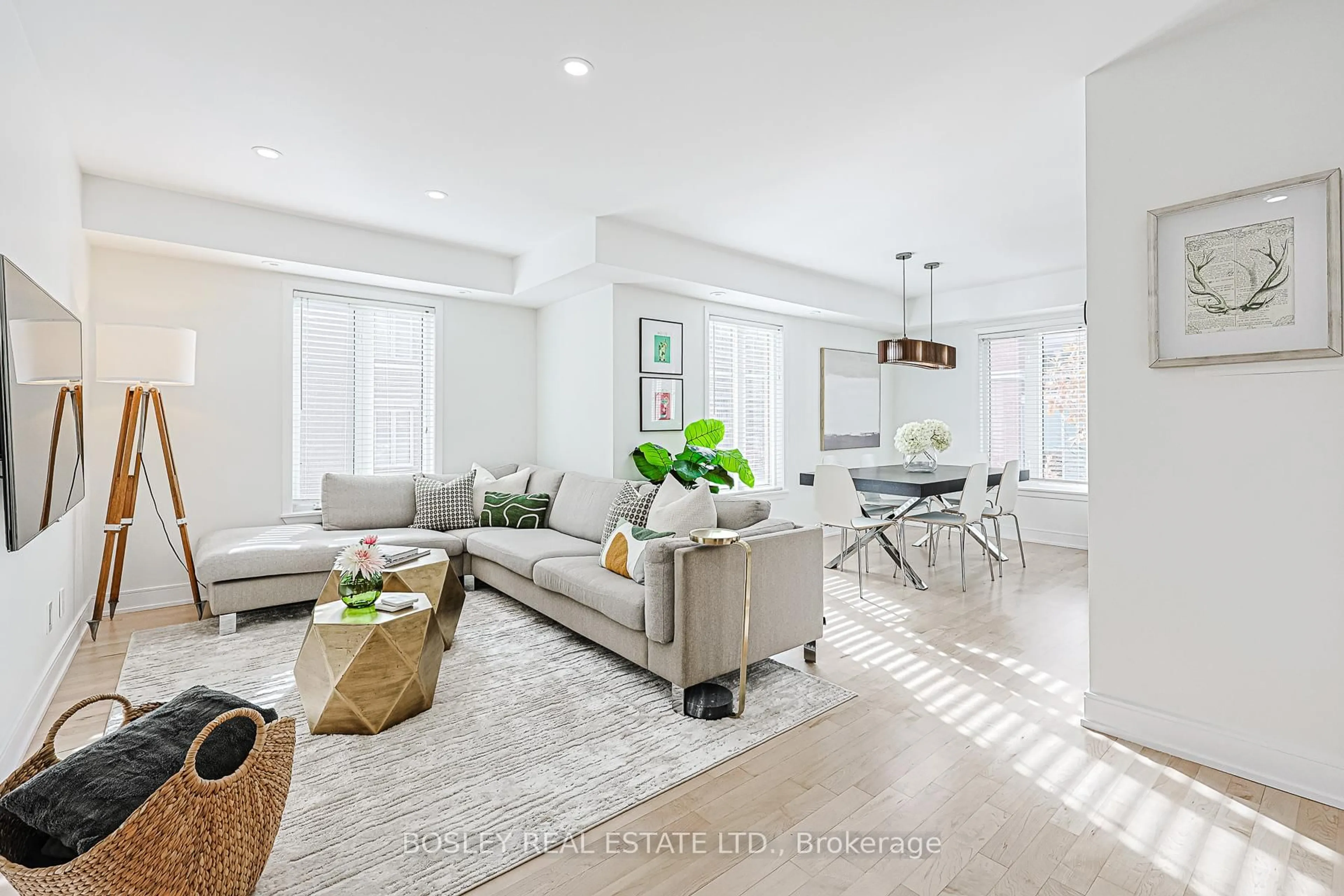 Living room with furniture, unknown for 50 Western Battery Rd #923, Toronto Ontario M6K 3P1