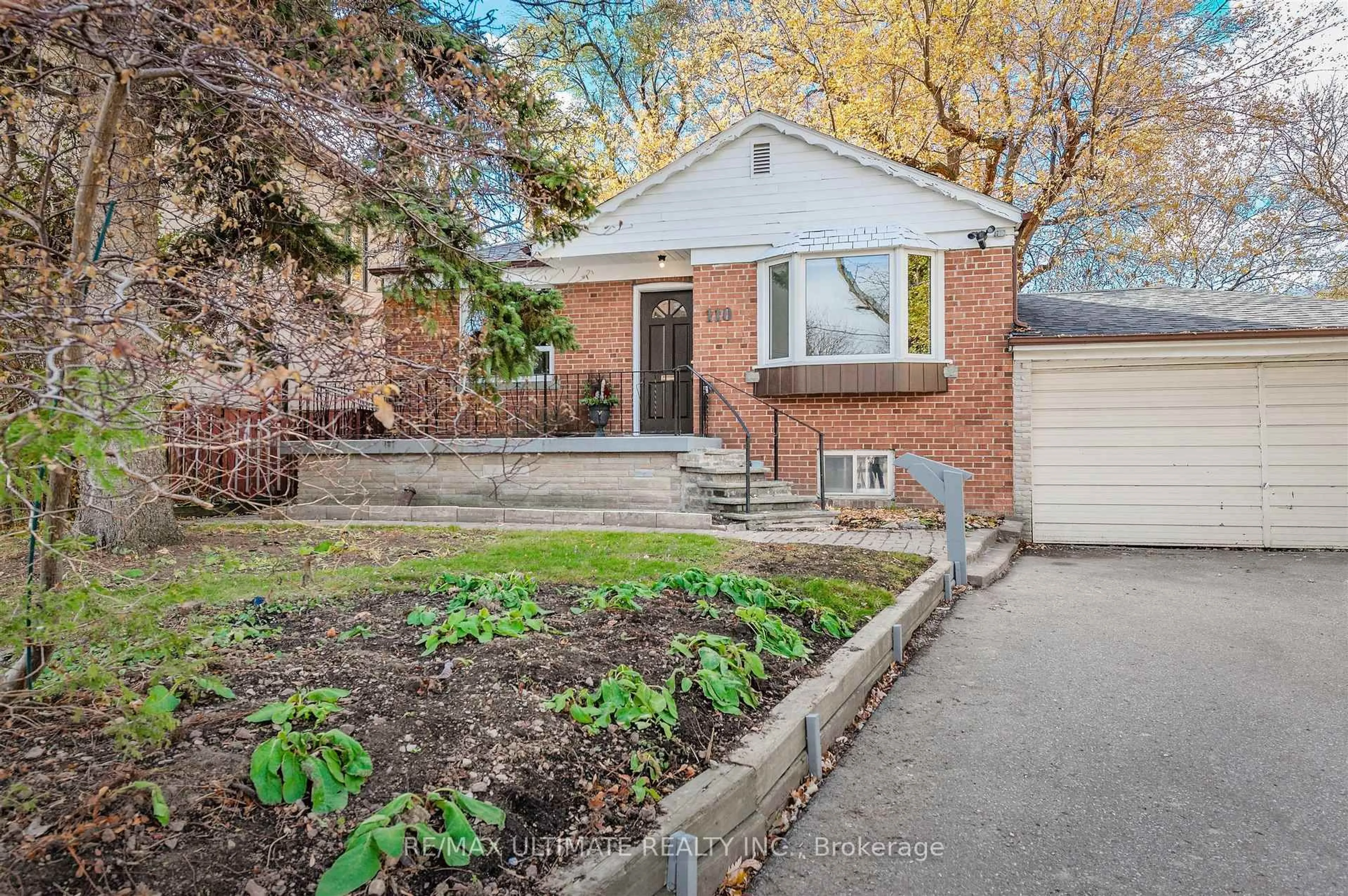 Home with brick exterior material, street for 110 De Quincy Blvd, Toronto Ontario M3H 1Y9