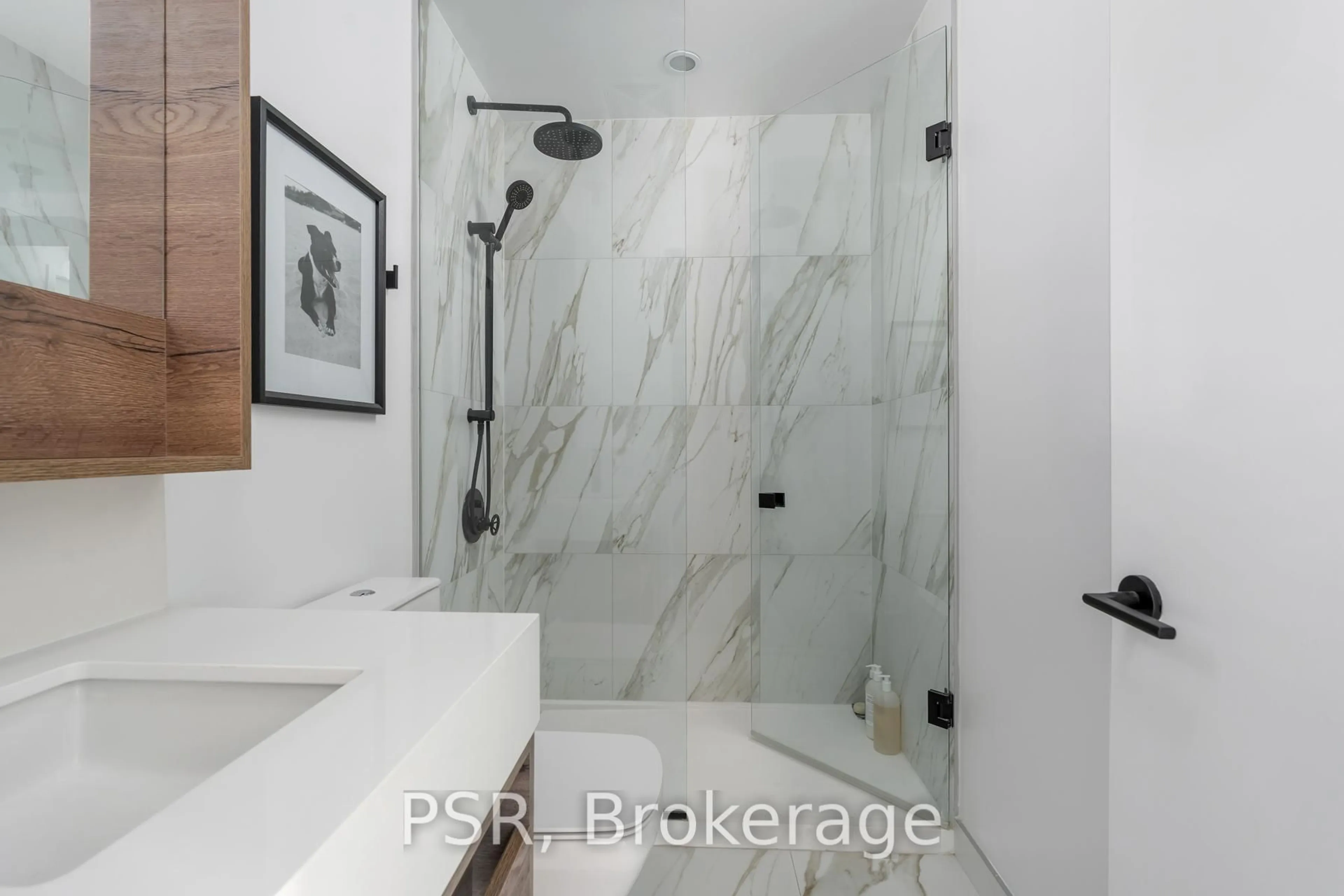 Contemporary bathroom, ceramic/tile floor for 505 Richmond St #505, Toronto Ontario M5V 0P4