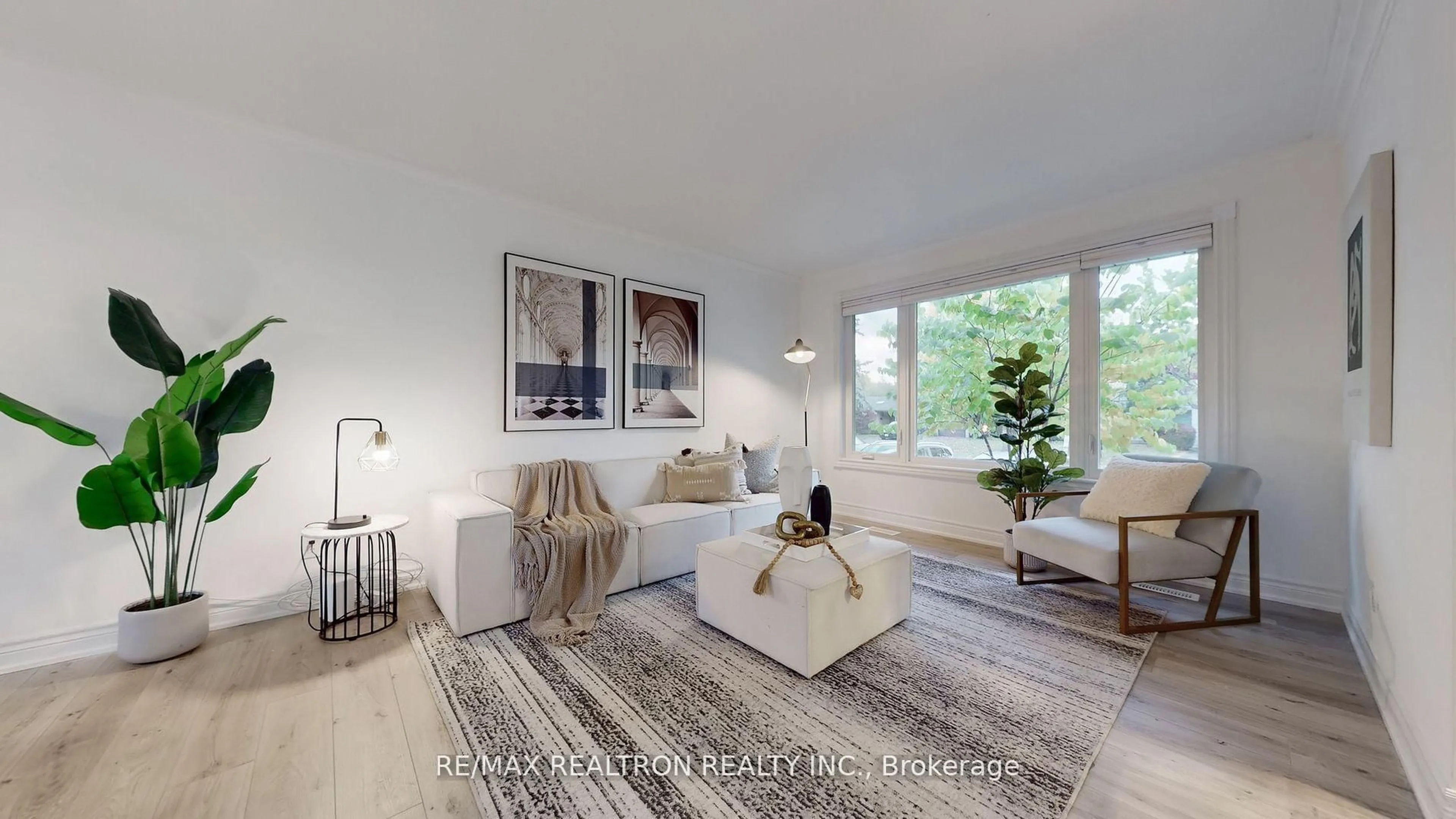 Living room with furniture, unknown for 53 Wallingford Rd, Toronto Ontario M3A 2V2