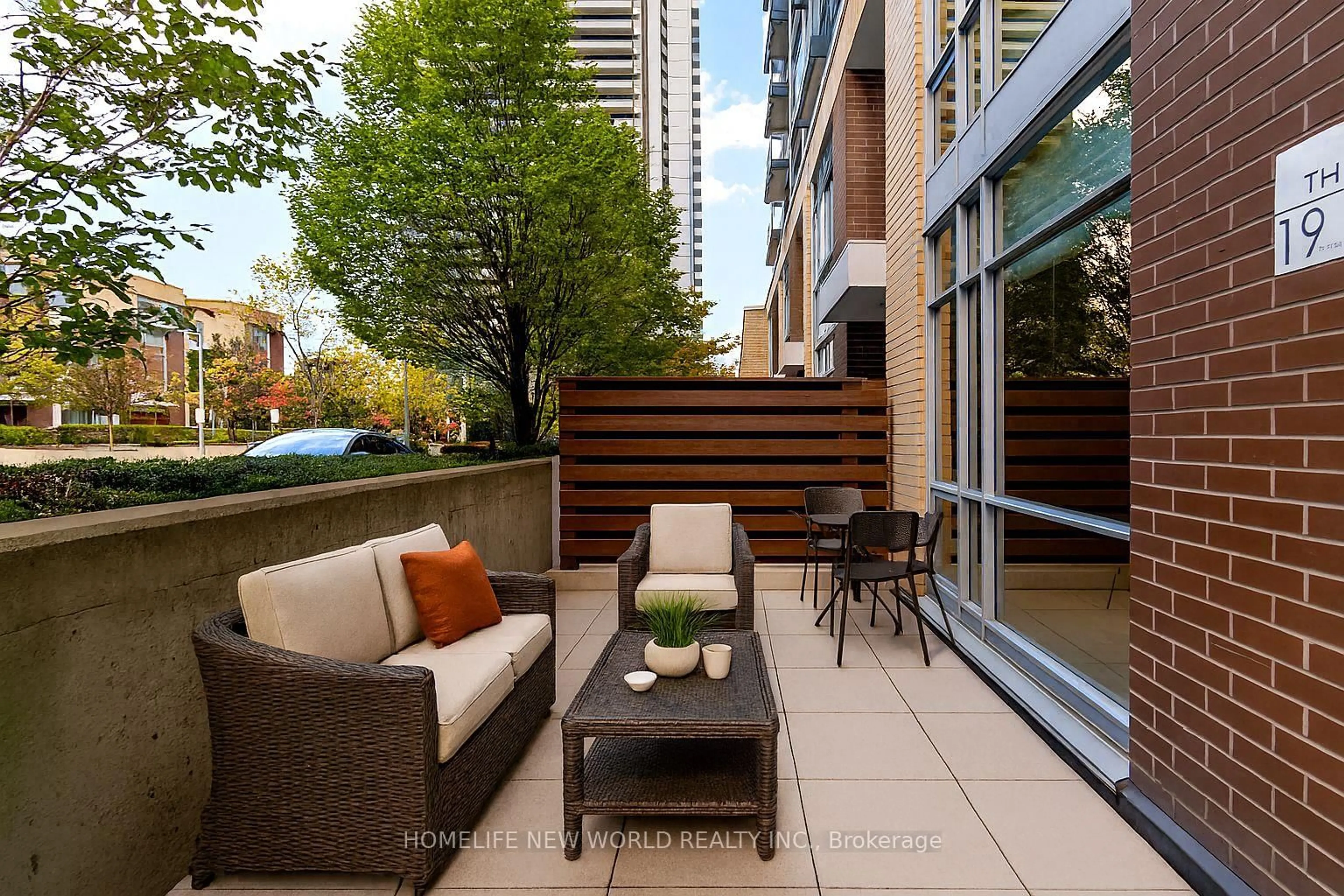 Patio, unknown for 19 Singer Crt #Th2, Toronto Ontario M2K 0B2