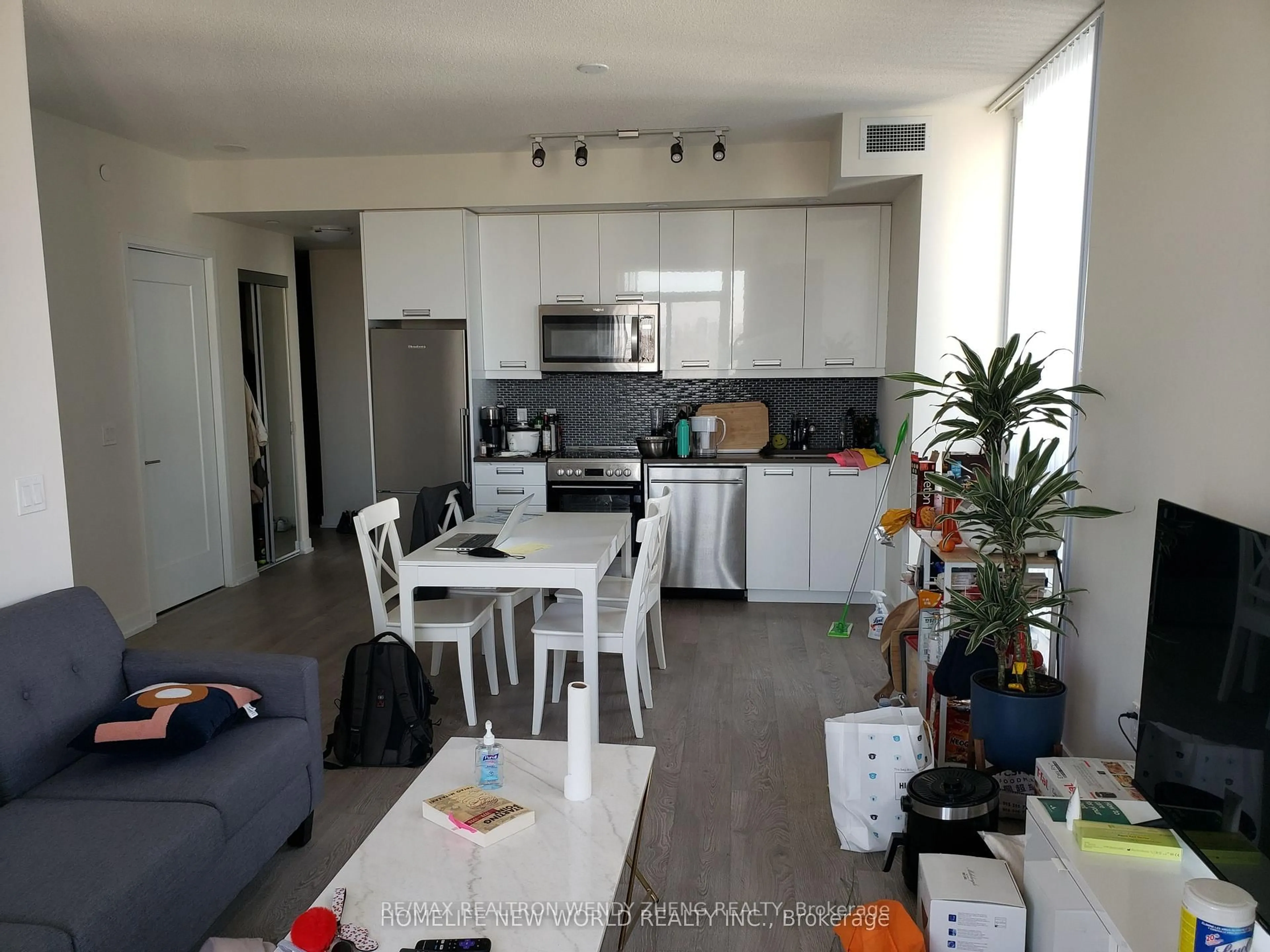 Open concept kitchen, unknown for 99 John St #3507, Toronto Ontario M5V 0S6