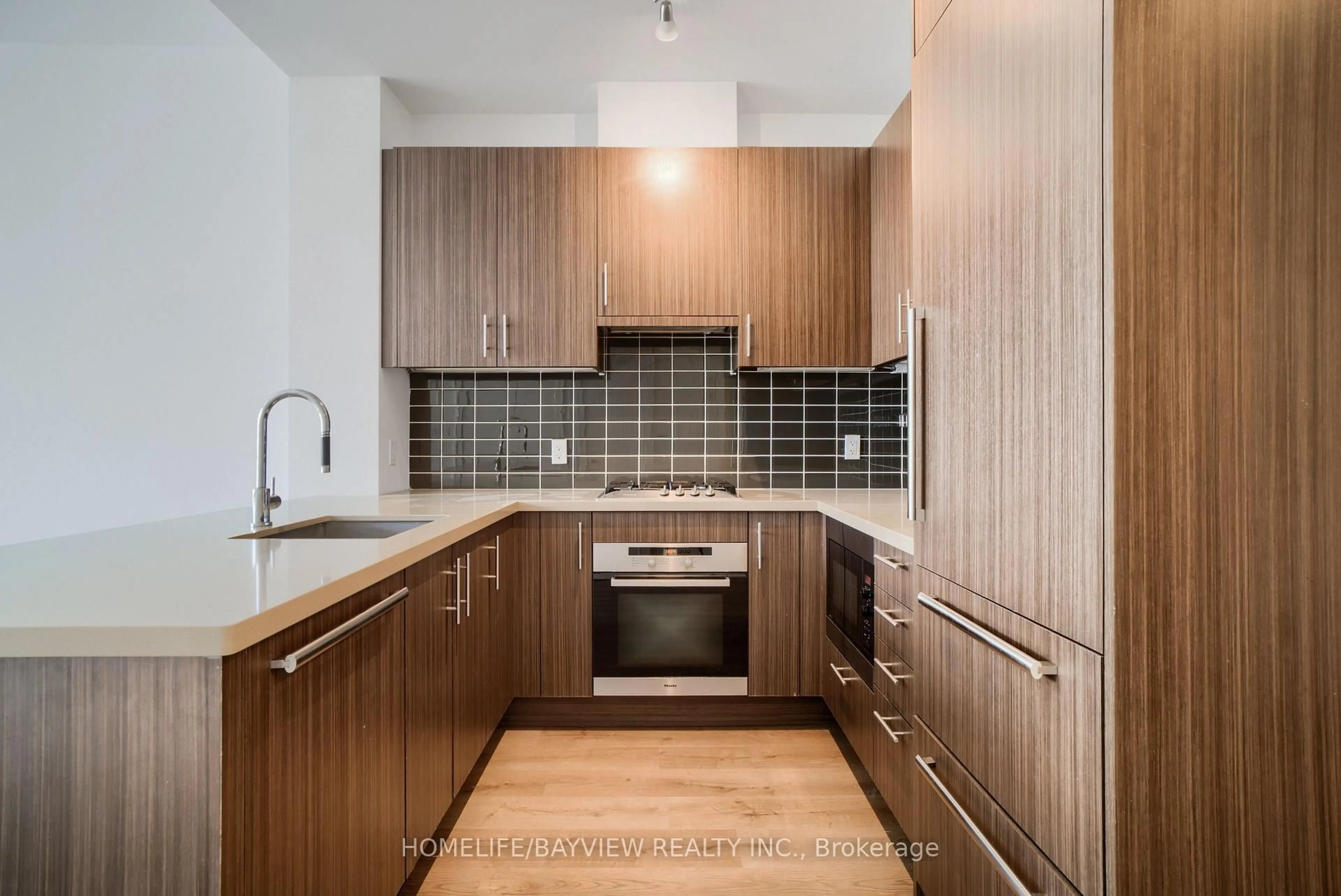 Standard kitchen, unknown for 39 Queens Quay #308, Toronto Ontario M5E 0A5