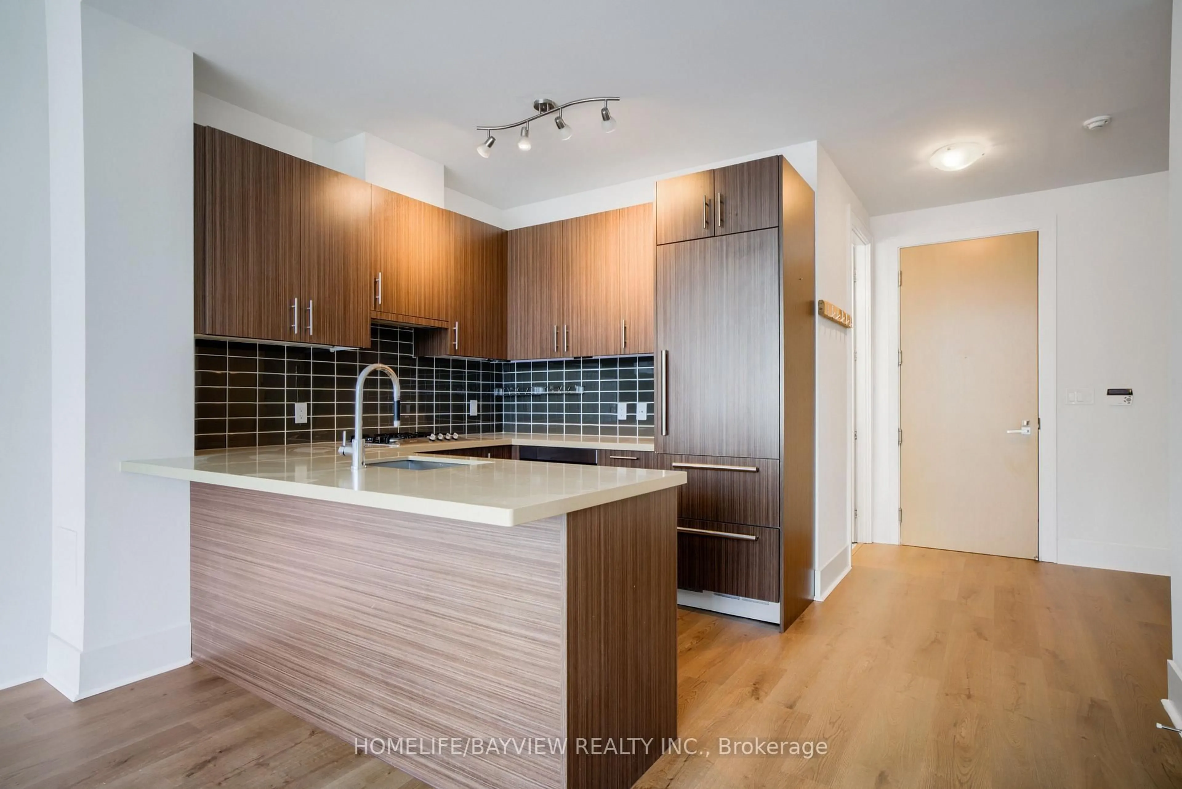 Standard kitchen, unknown for 39 Queens Quay #308, Toronto Ontario M5E 0A5