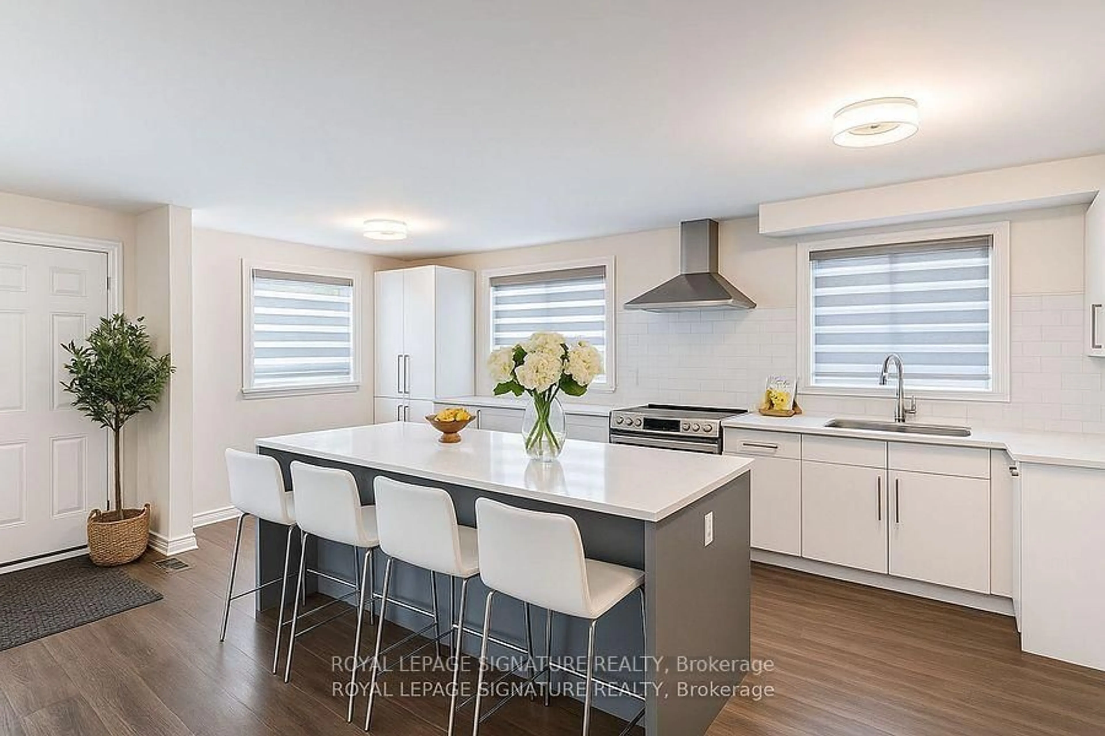 Contemporary kitchen, unknown for 194 Pleasant Ave, Toronto Ontario M2M 1M3