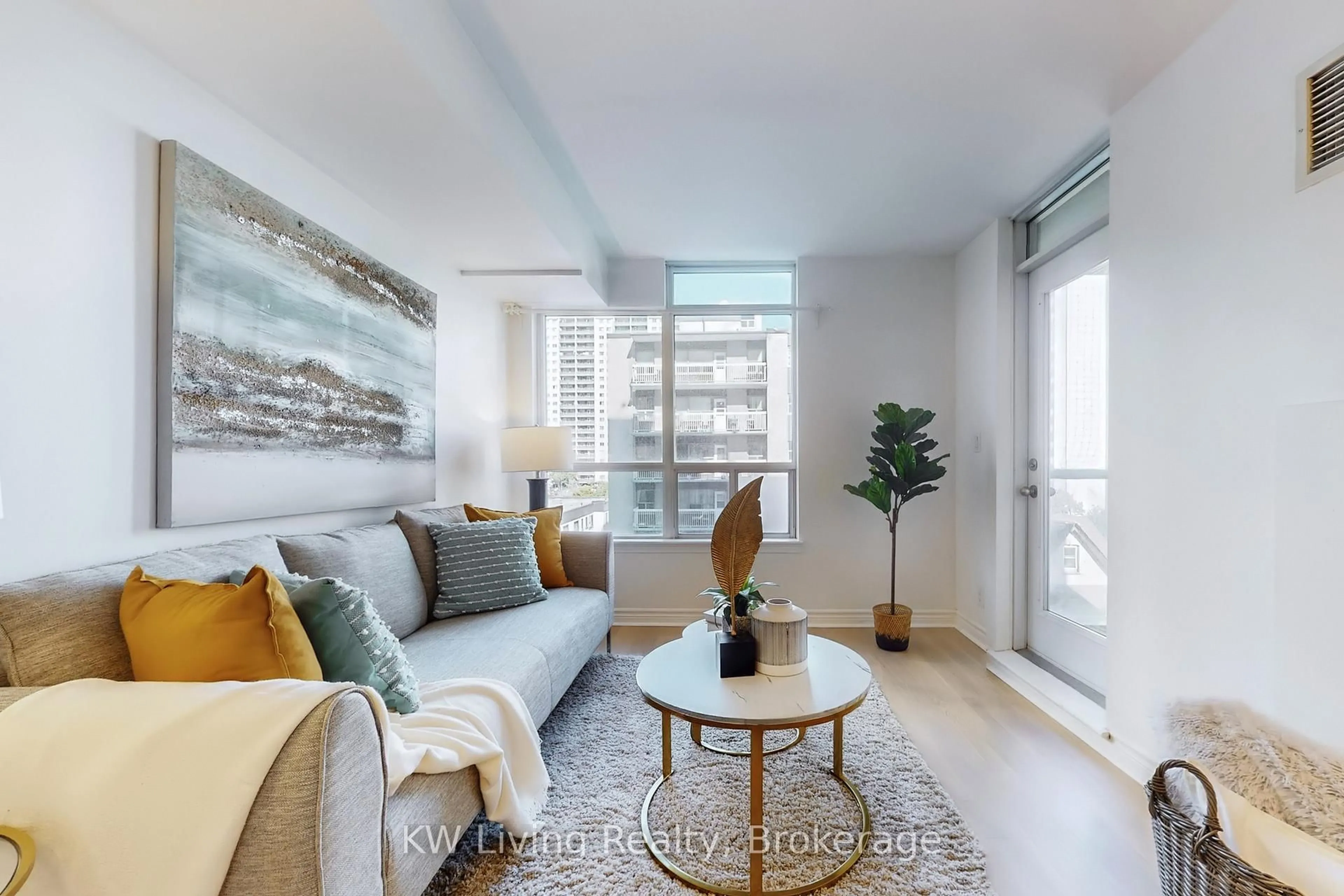 Living room with furniture, unknown for 225 Wellesley St #509, Toronto Ontario M4X 1X8