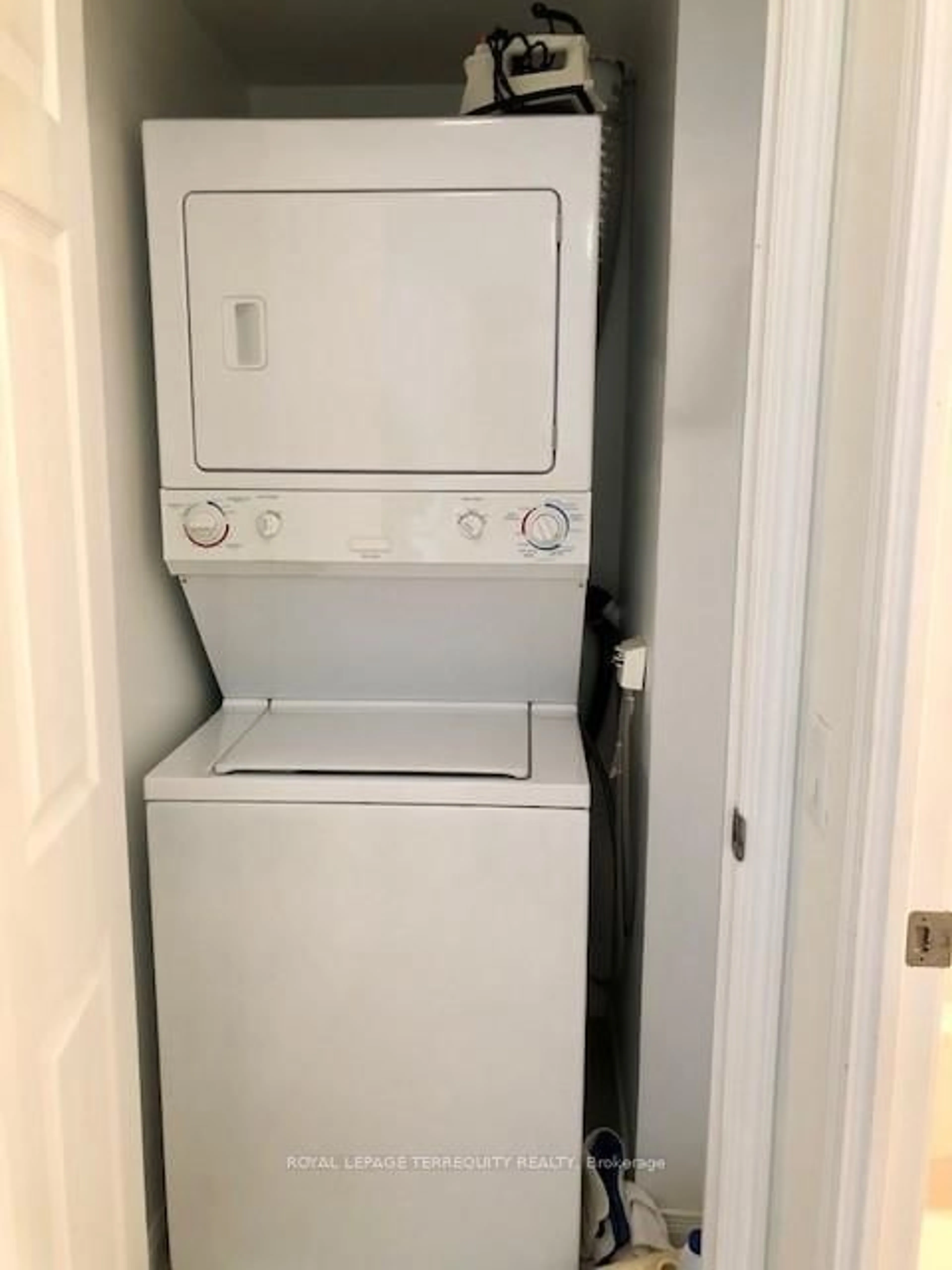 Laundry room for 155 Beecroft Rd #810, Toronto Ontario M2N 7C6