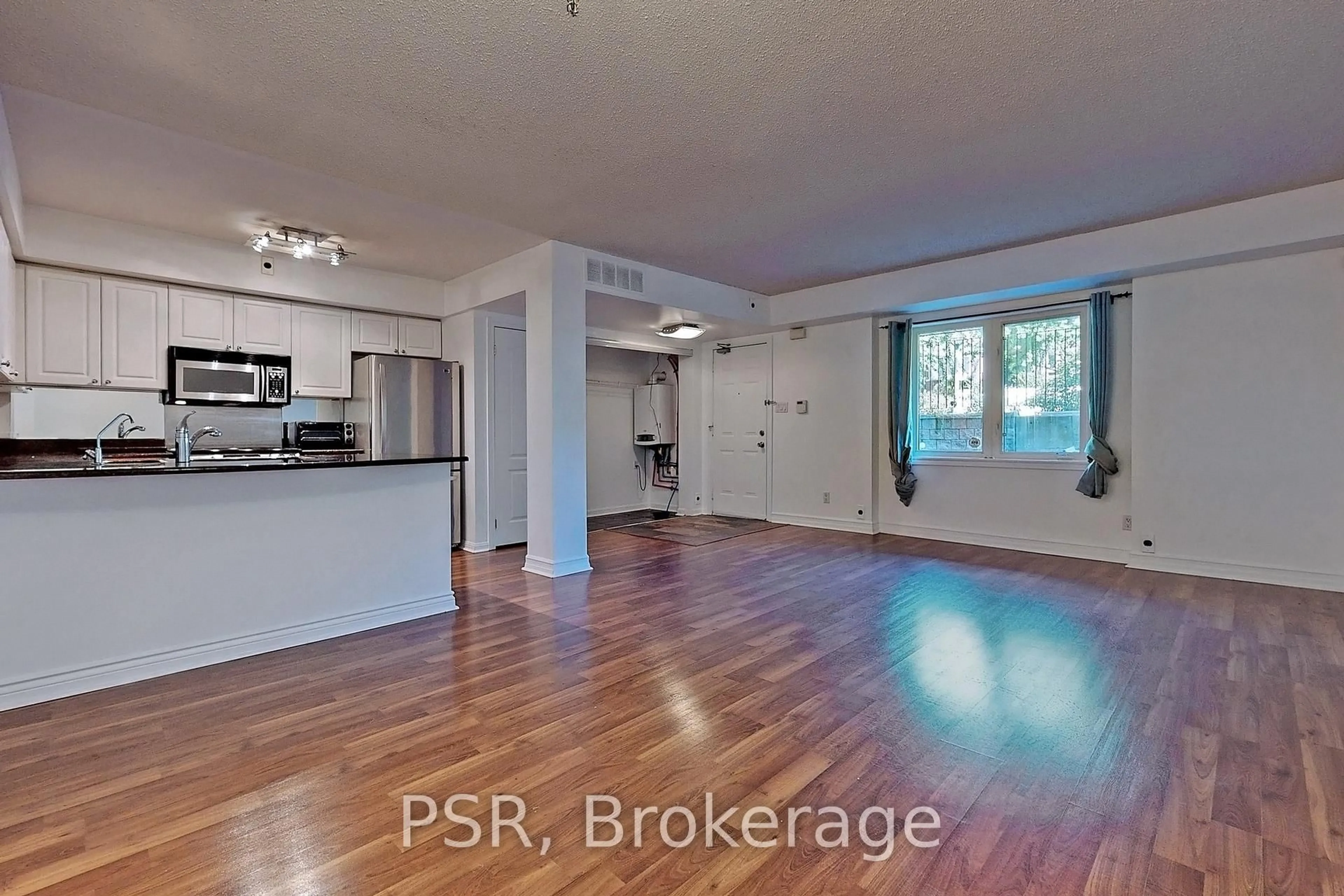 Open concept kitchen, unknown for 3 Shank St #301, Toronto Ontario M6J 3W9