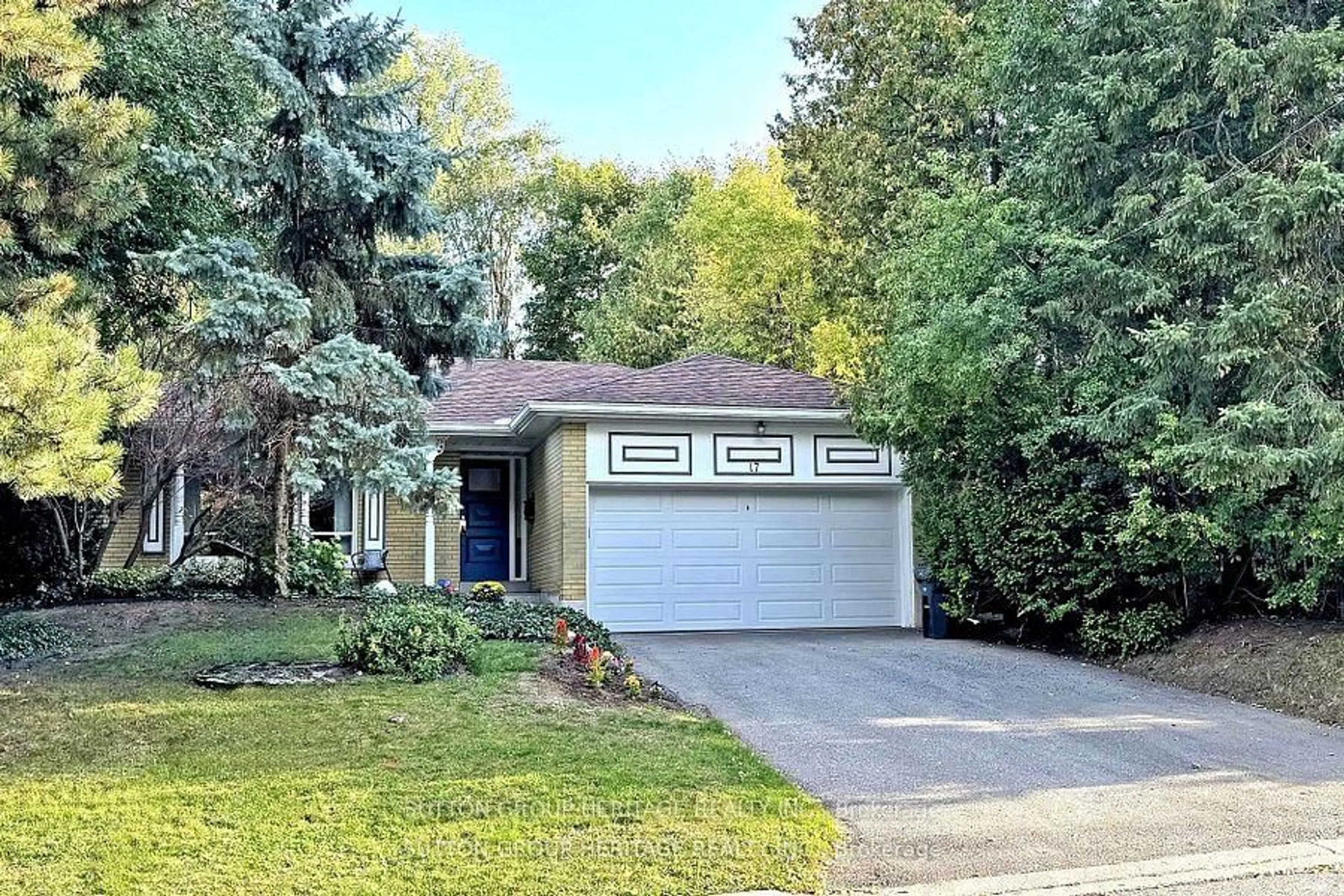 Unknown for 17 Brenham Cres, Toronto Ontario M2M 2K9