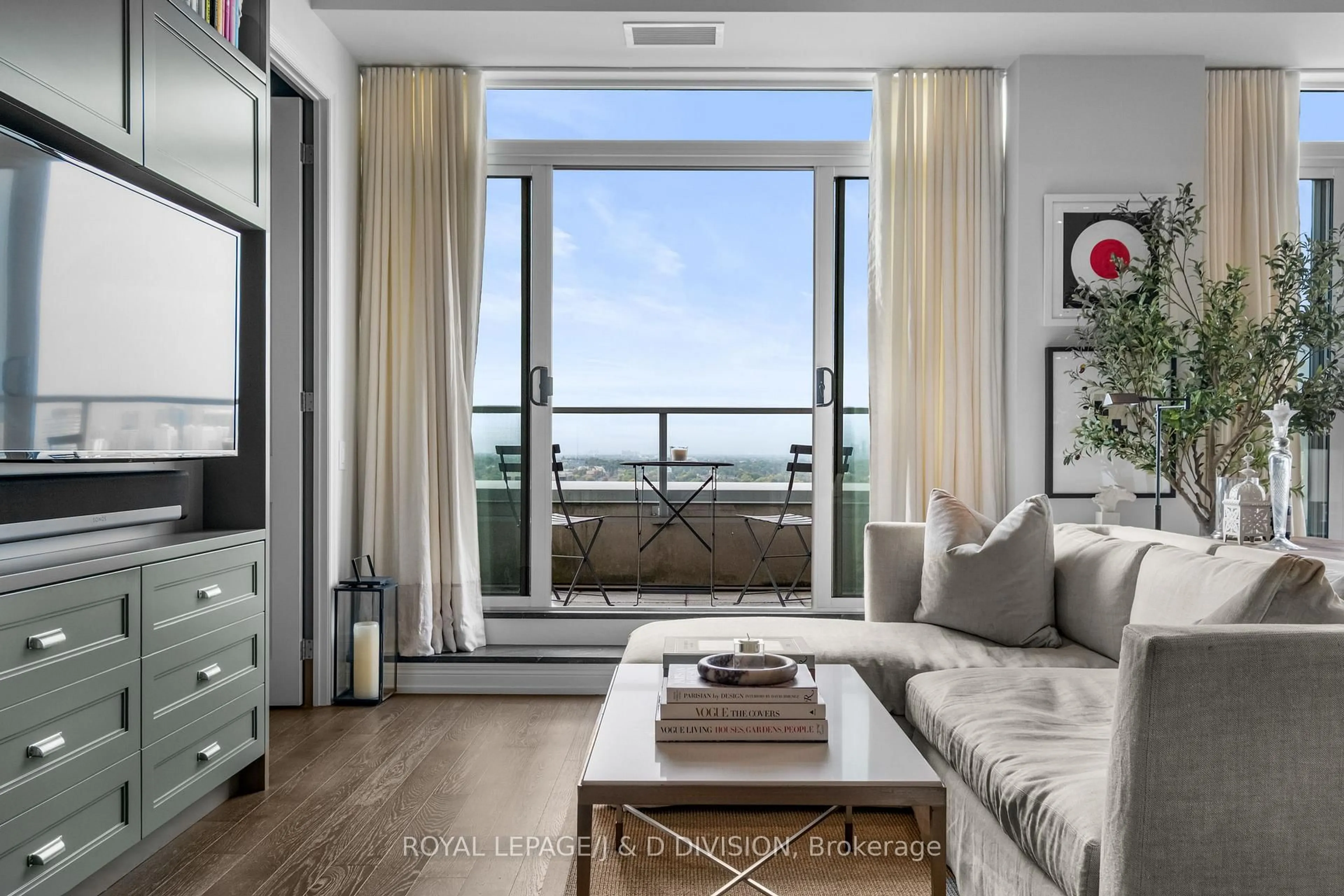 Living room with furniture, unknown for 111 St Clair Ave #1908, Toronto Ontario M4V 1N5