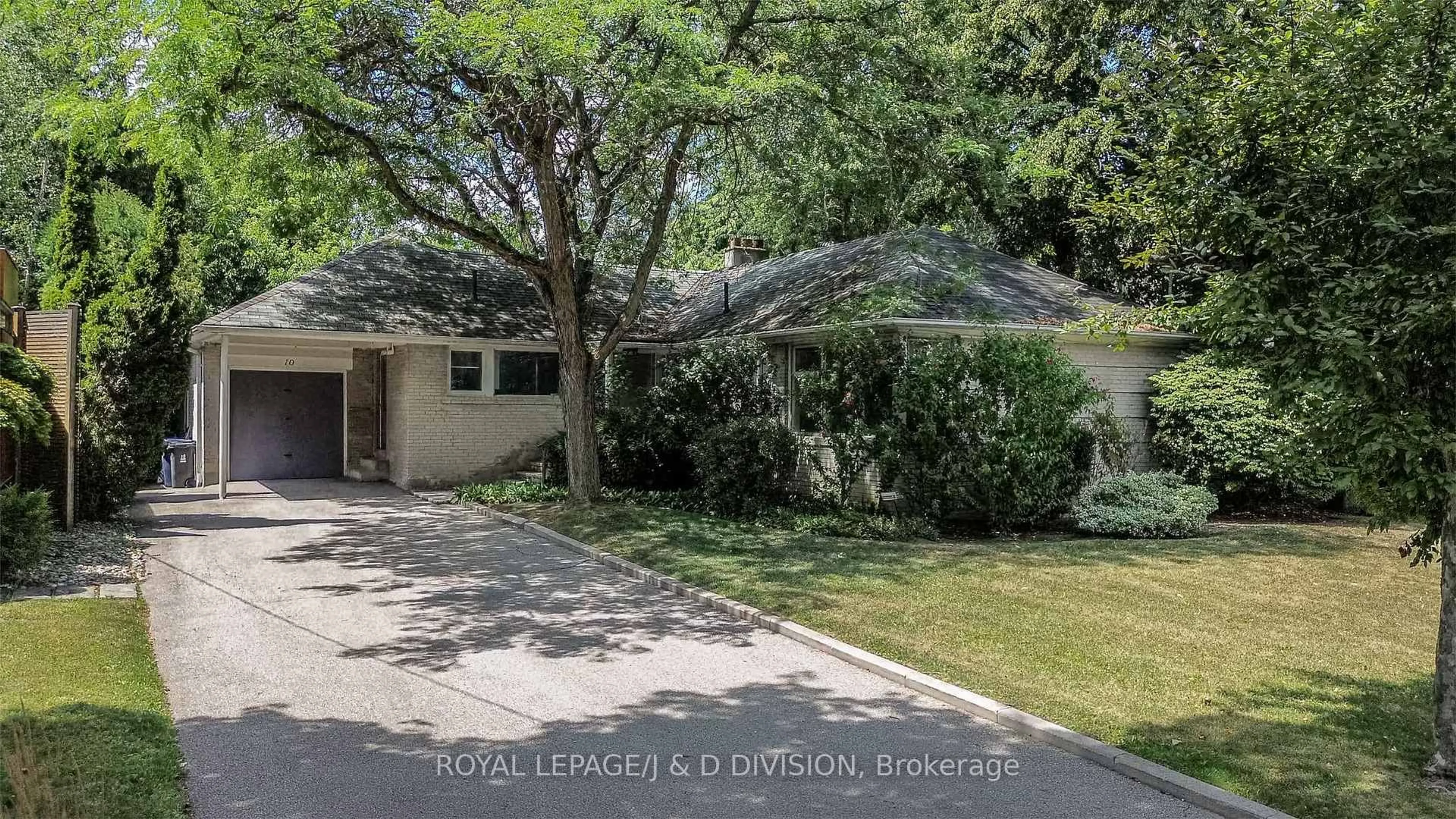 Unknown for 10 Campbell Cres, Toronto Ontario M2P 1P2