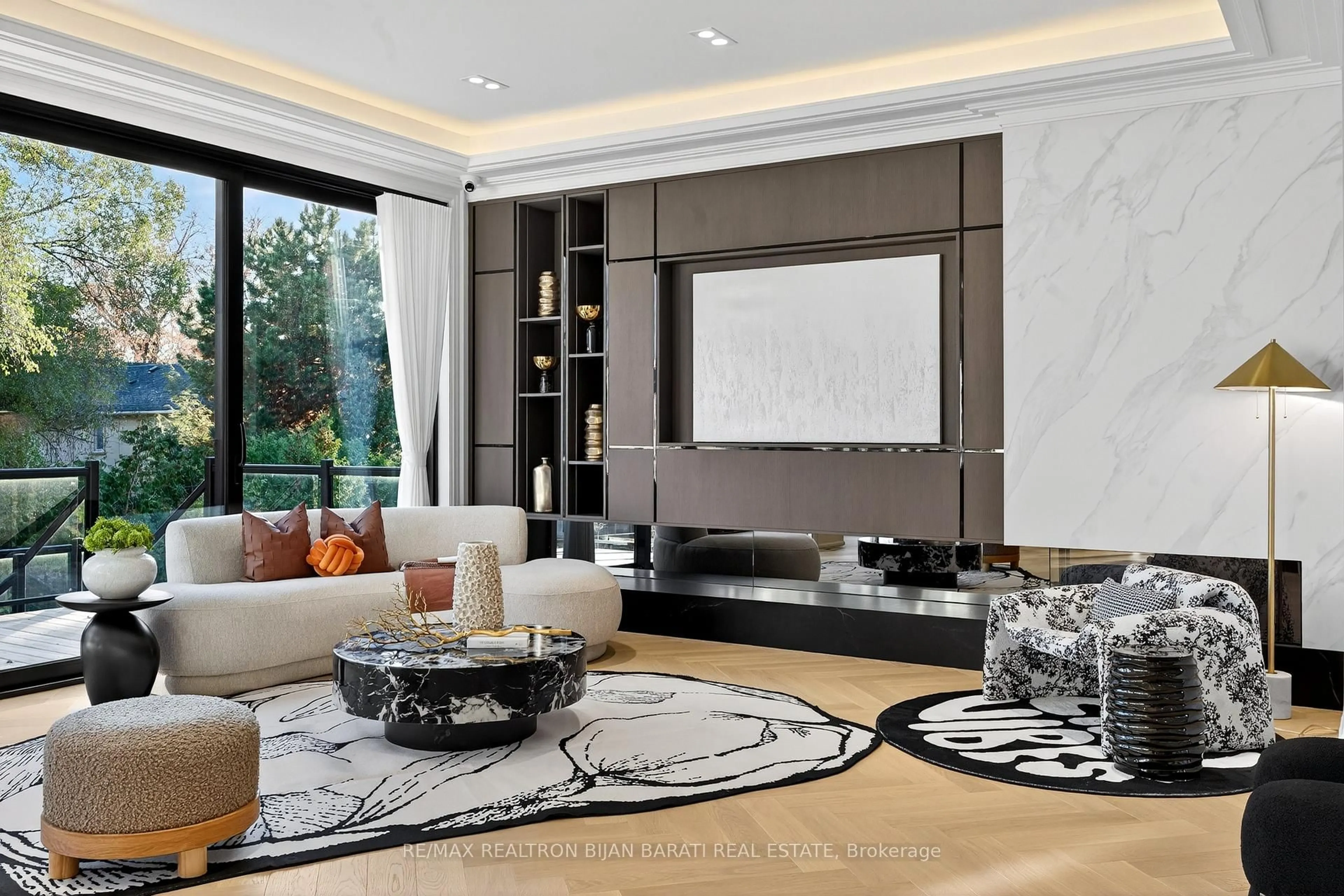 Home theater for 135 Alfred Ave, Toronto Ontario M2N 3J1