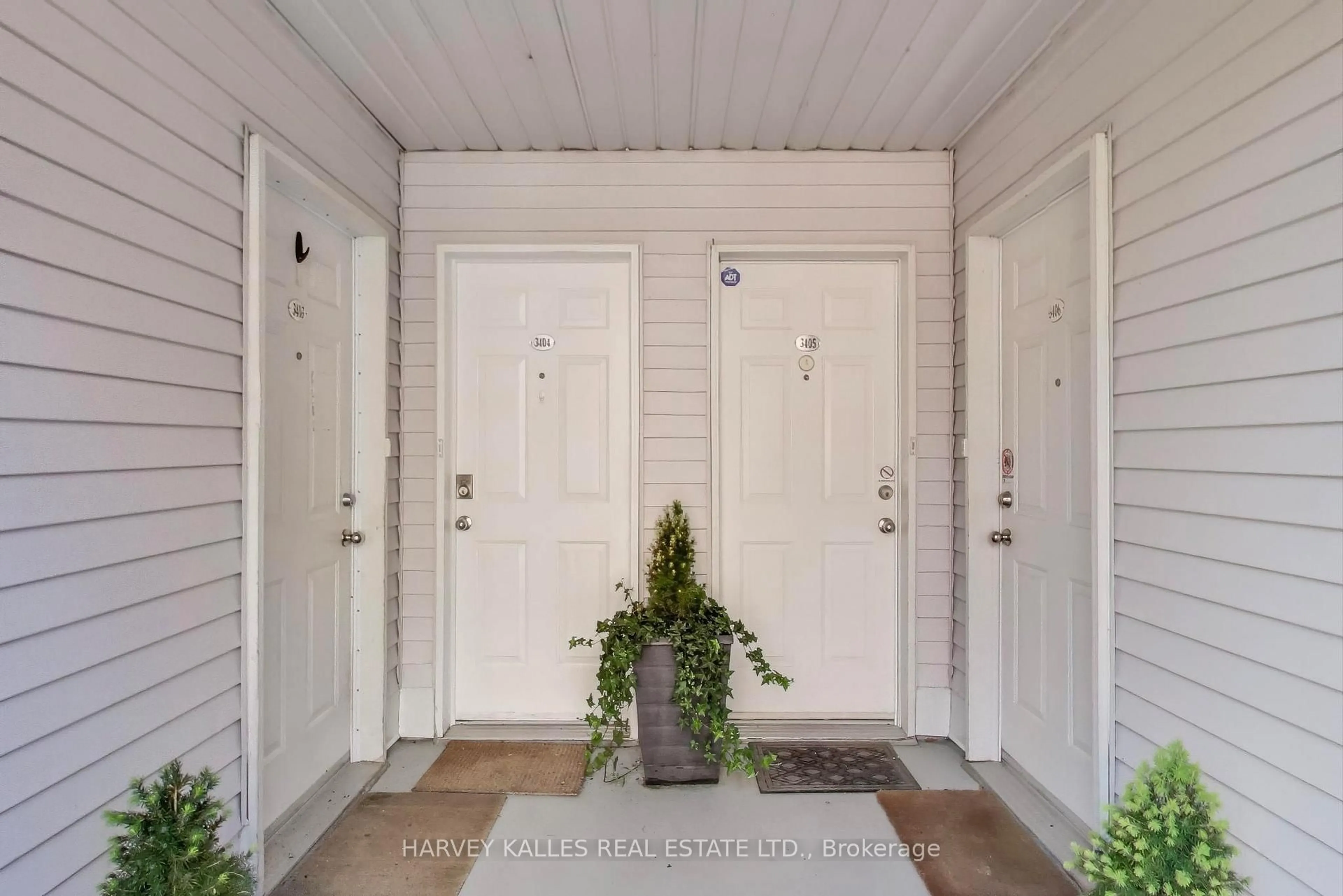 Indoor entryway for 12 Sudbury St #3404, Toronto Ontario M6J 3W7