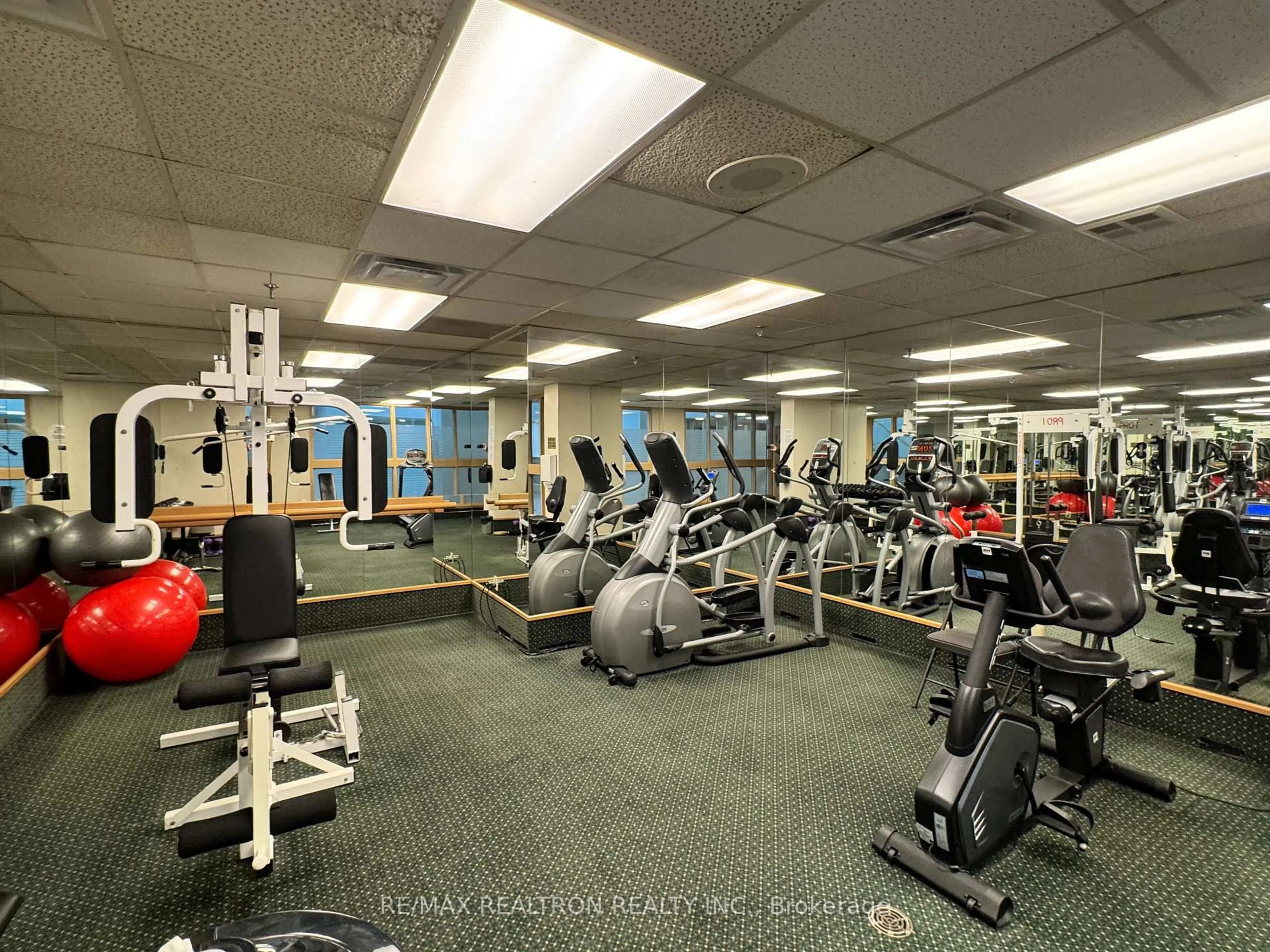 Gym or fitness room for 5 Kenneth Ave #1706, Toronto Ontario M2N 6M7
