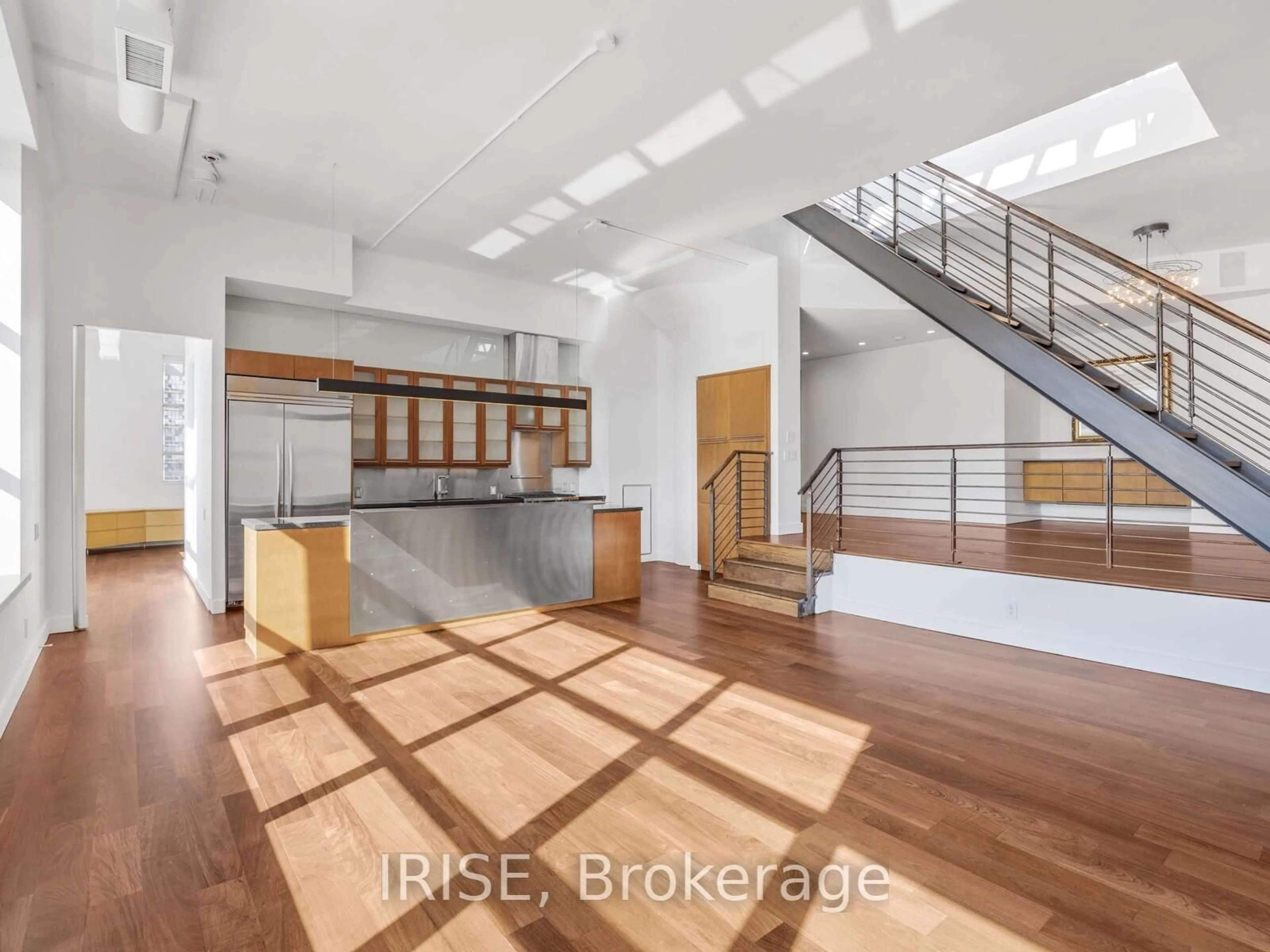 Unknown for 155 Dalhousie St #PH16, Toronto Ontario M5B 2P7