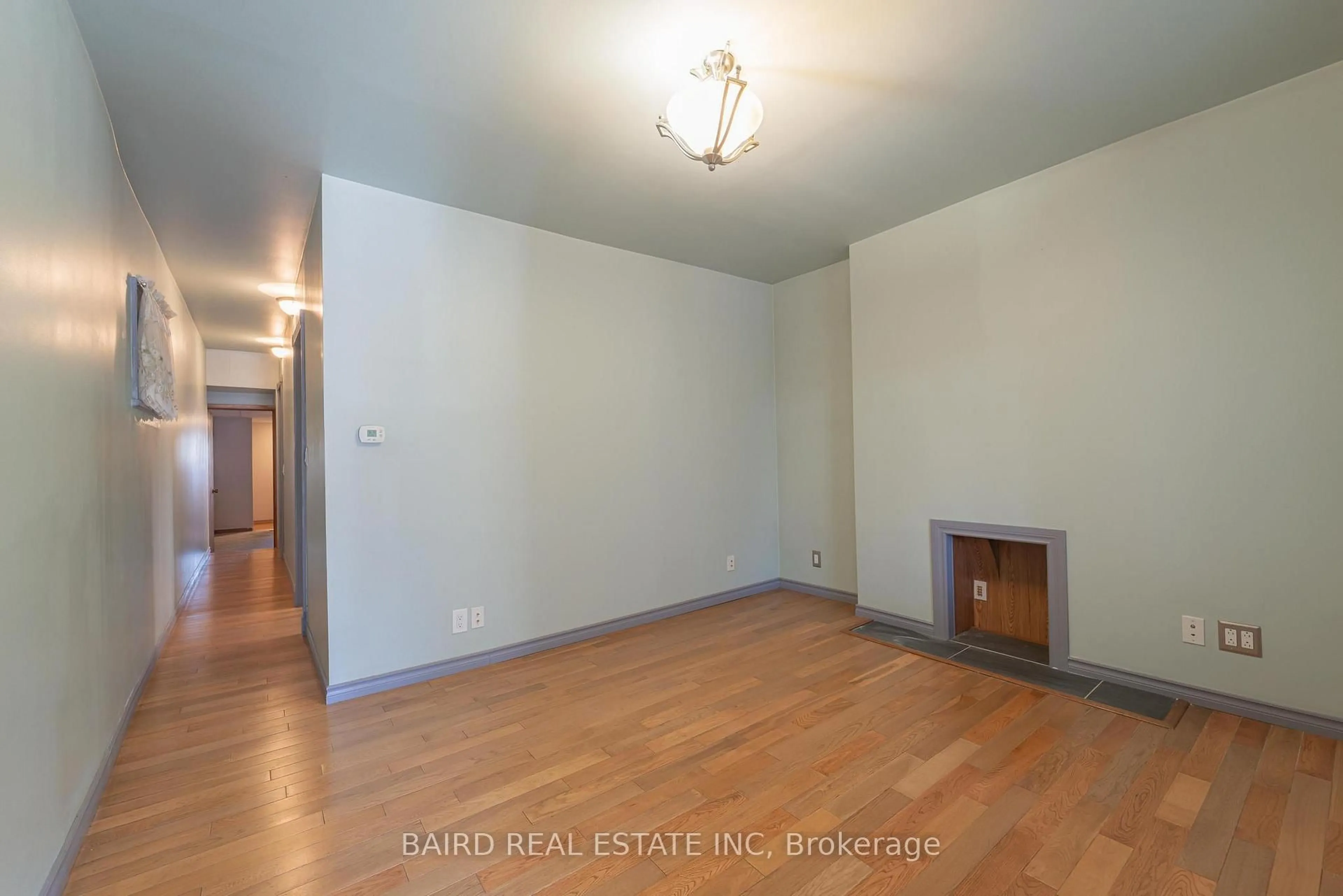 A pic of a room for 194 Cedric Ave, Toronto Ontario M6C 3X8