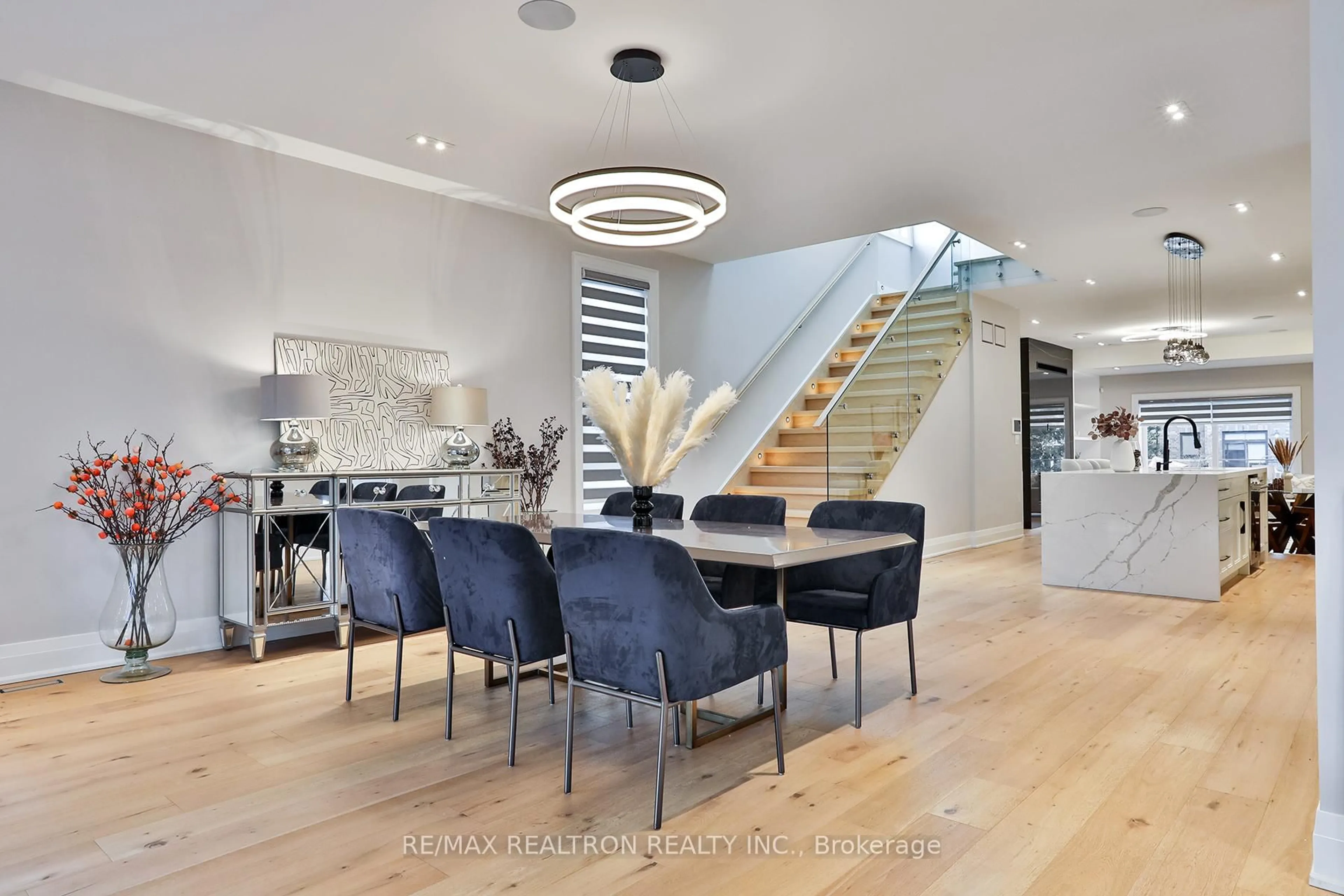 Unknown for 180 Goulding Ave, Toronto Ontario M2R 2P4