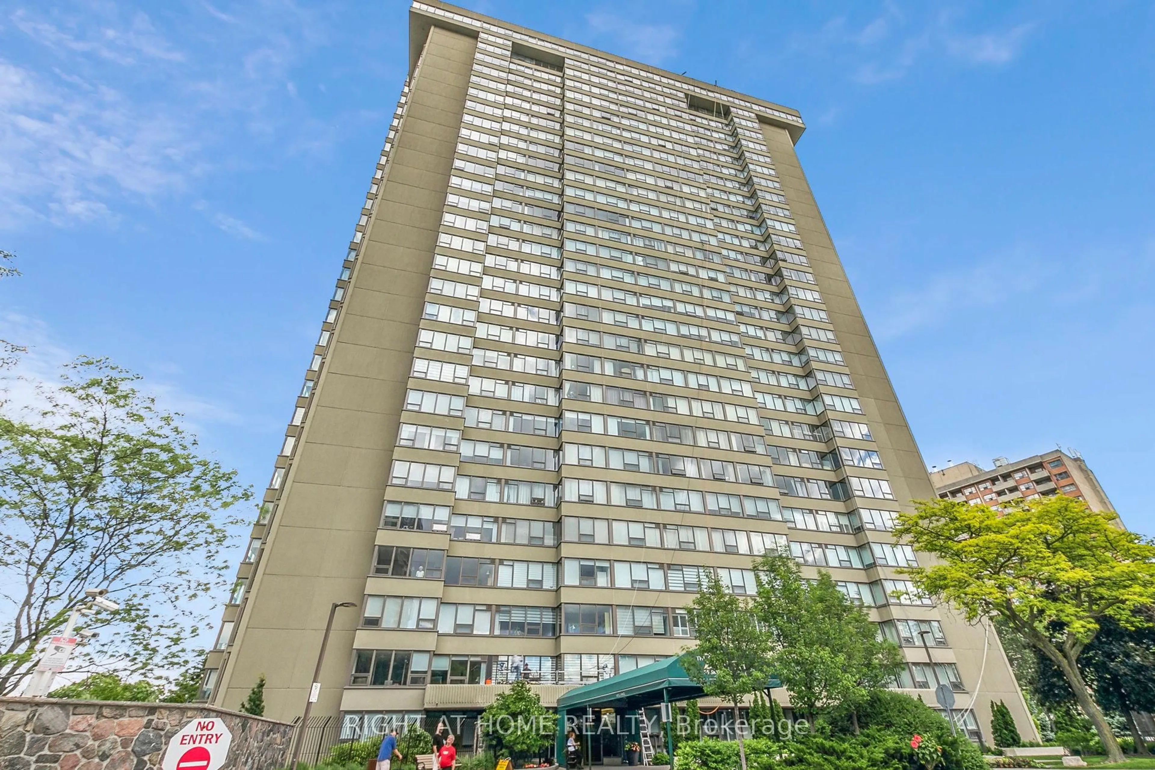 Unknown for 55 Skymark Dr #2704, Toronto Ontario M2H 3N4