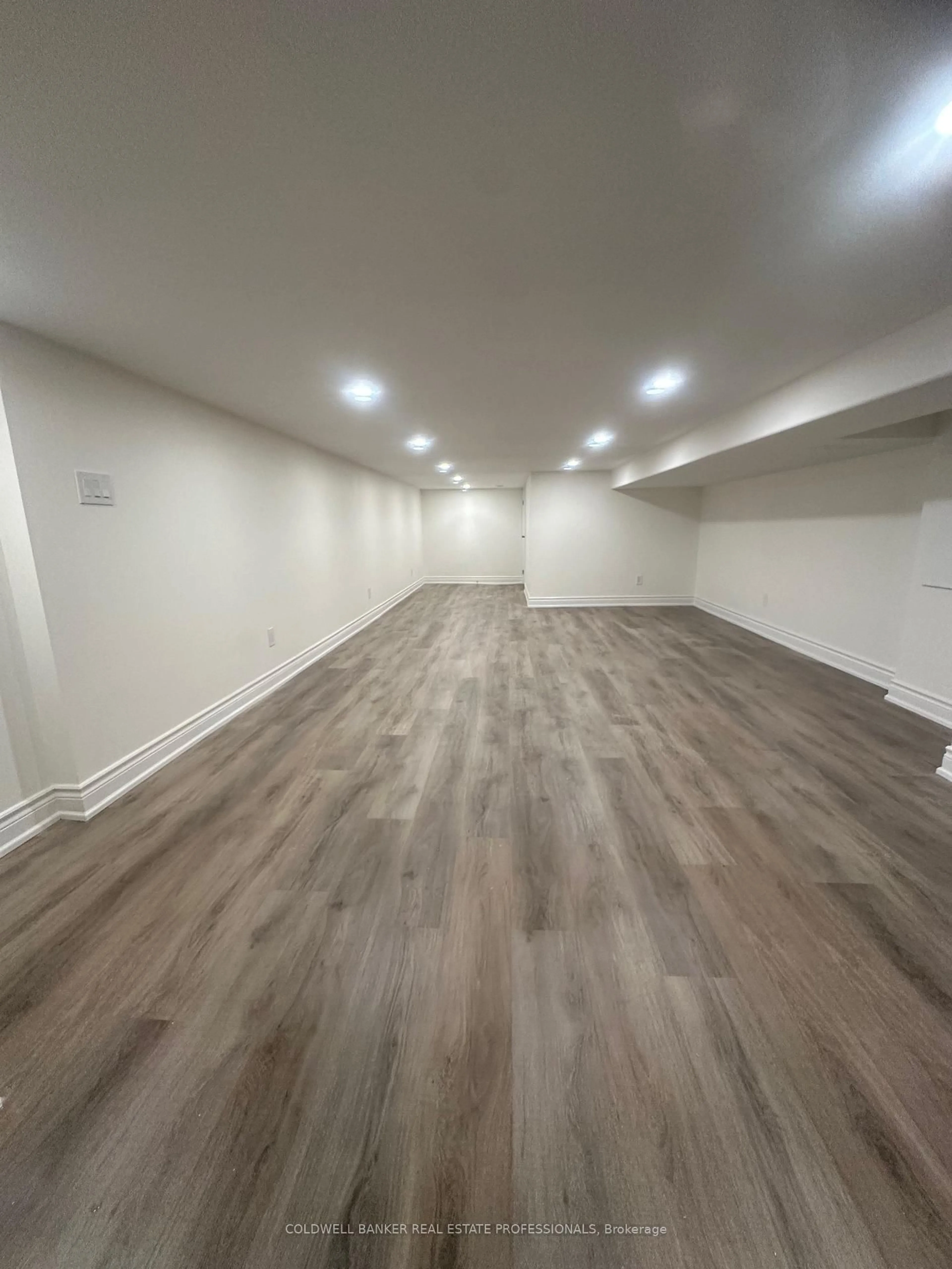 A pic of a room for 113B Soudan Ave, Toronto Ontario M4S 1V5