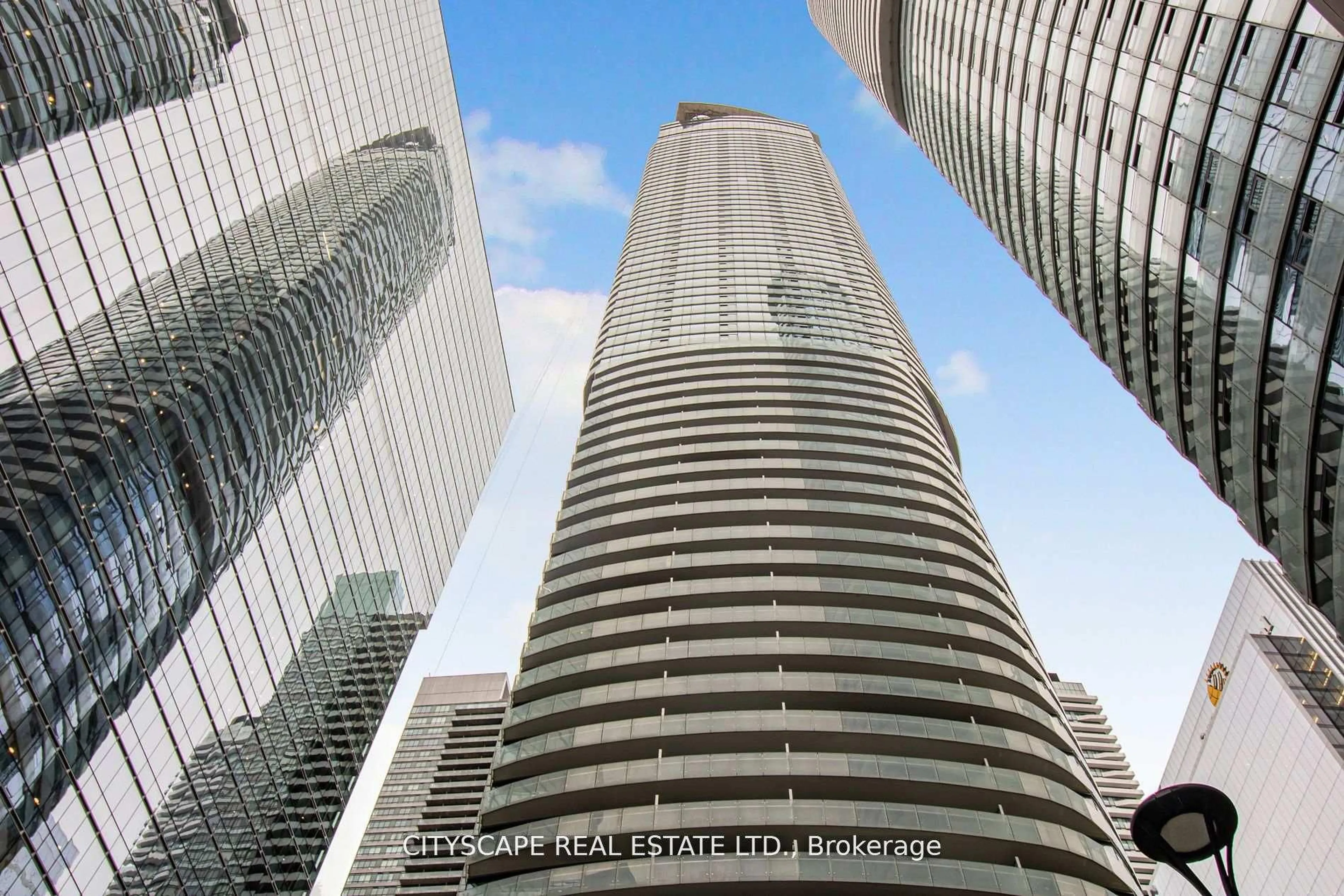 Unknown for 12 York St #3910, Toronto Ontario M5J 0A5