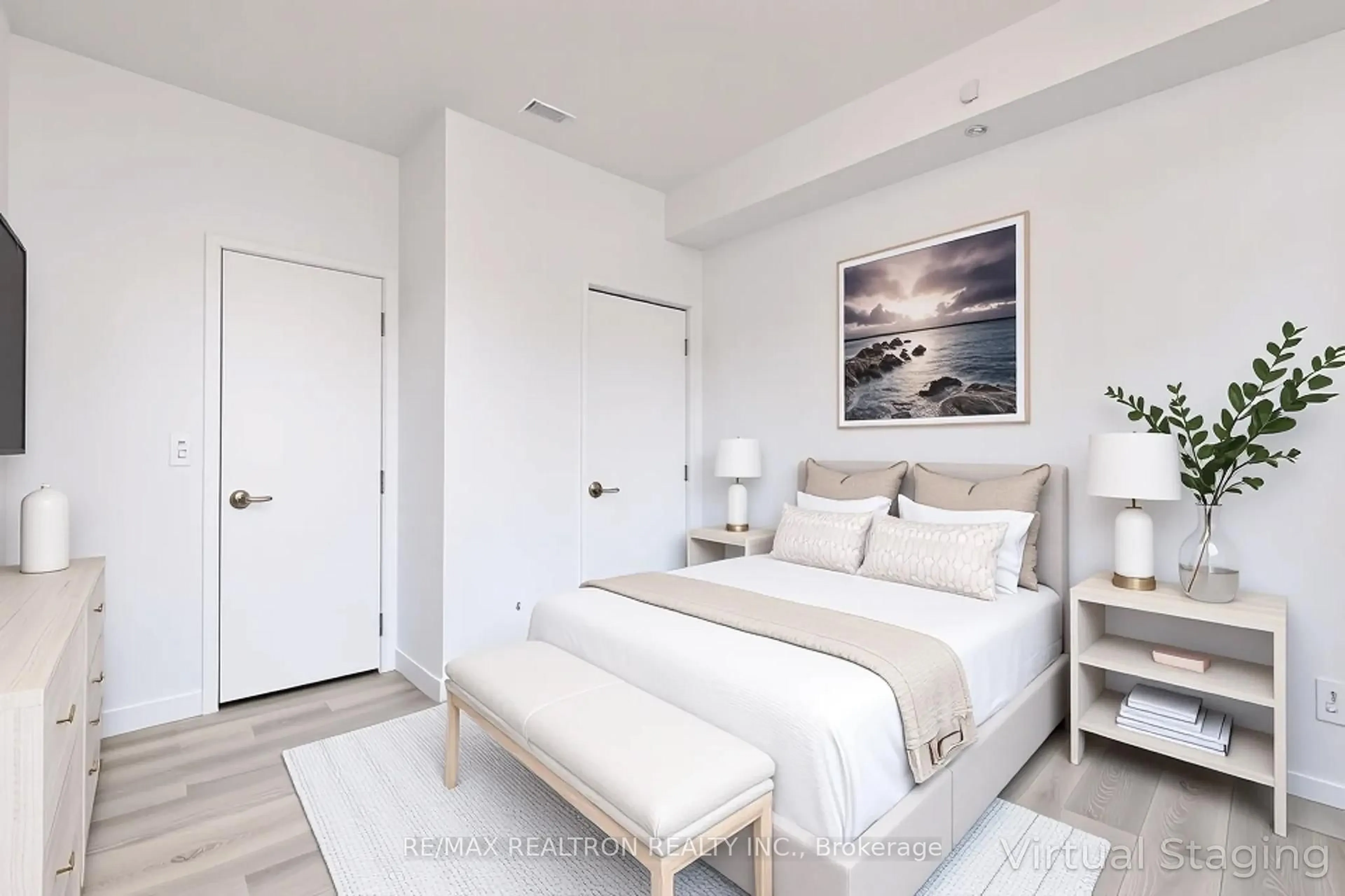 Bedroom with bed, unknown for 8 Eglinton Ave #1602, Toronto Ontario M4P 1A6