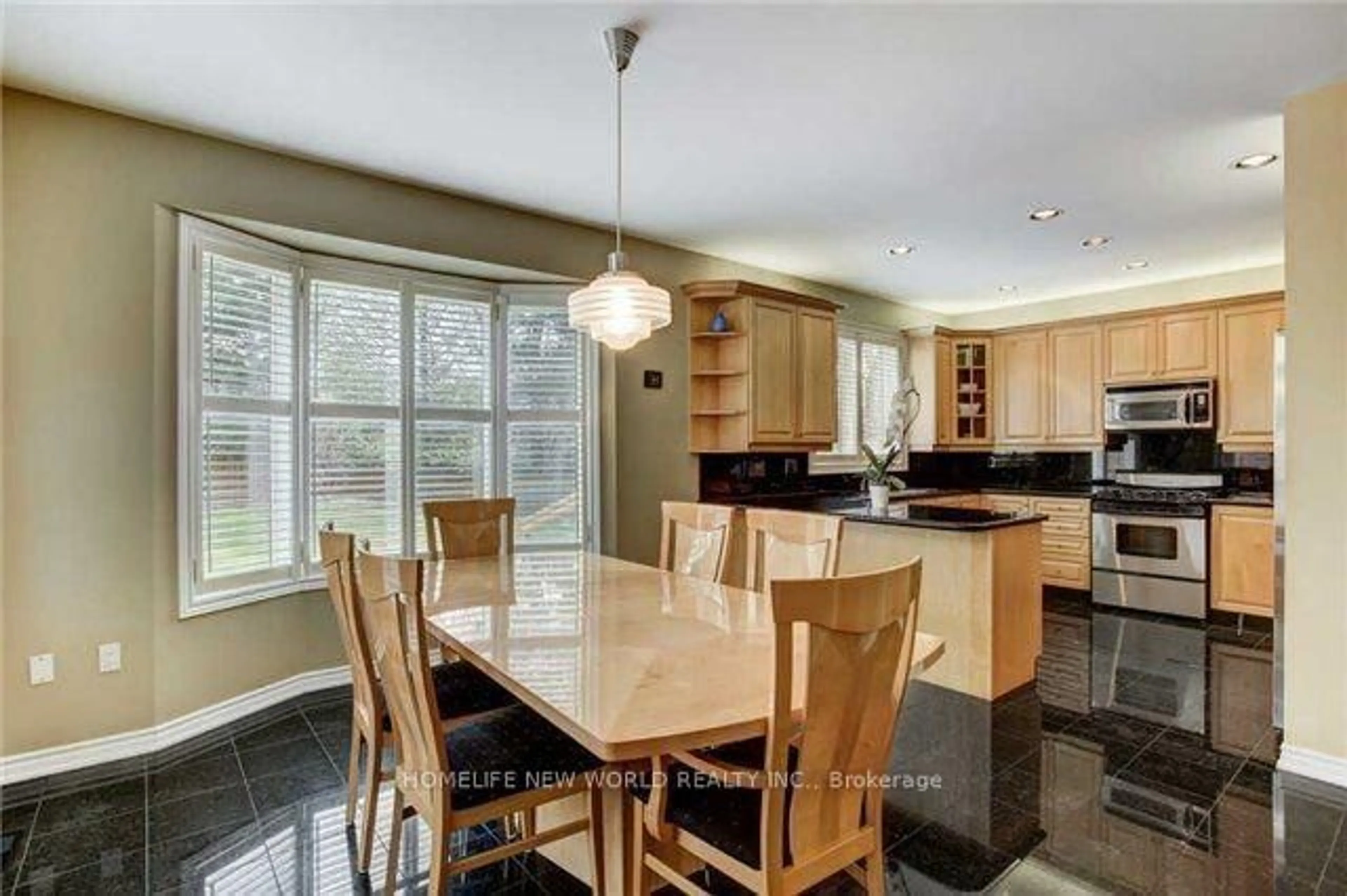 Open concept kitchen, ceramic/tile floor for 39 Green Meadows Circ, Toronto Ontario M2J 5G6