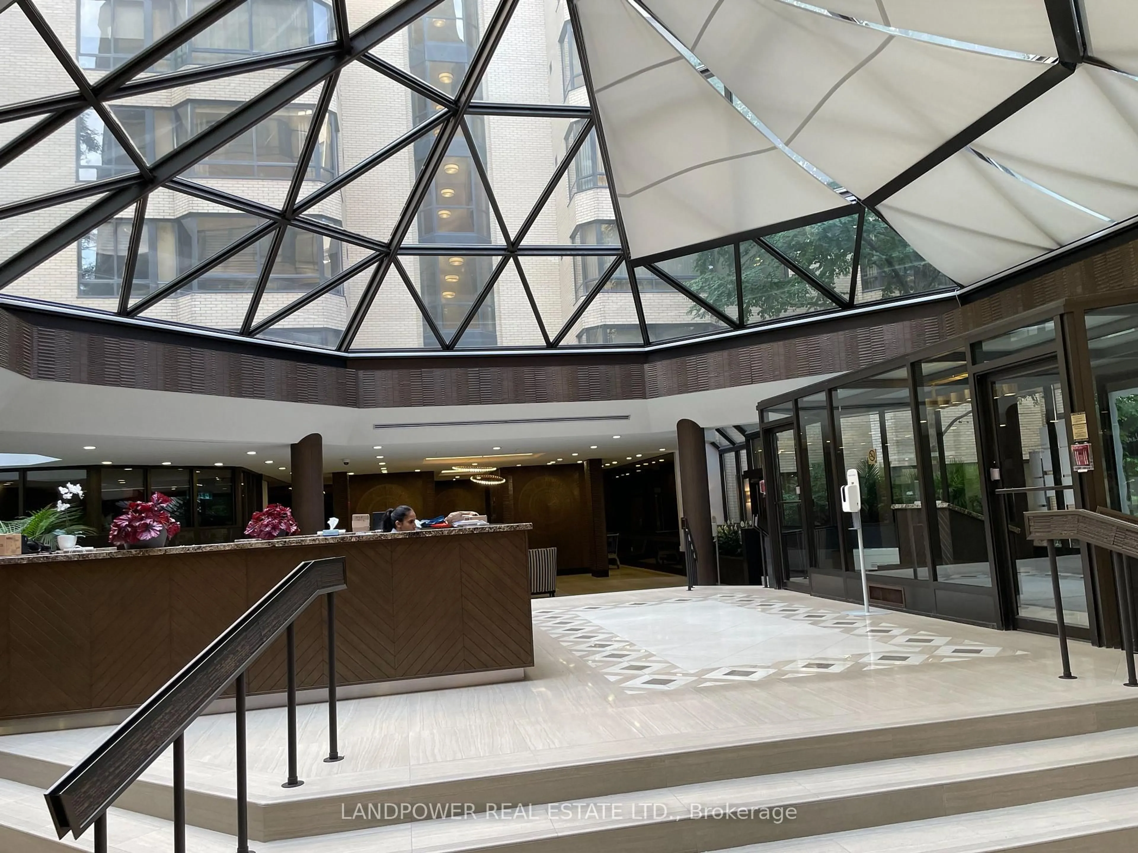 Lobby for 195 St. Patrick St #508, Toronto Ontario M5T 2Y8