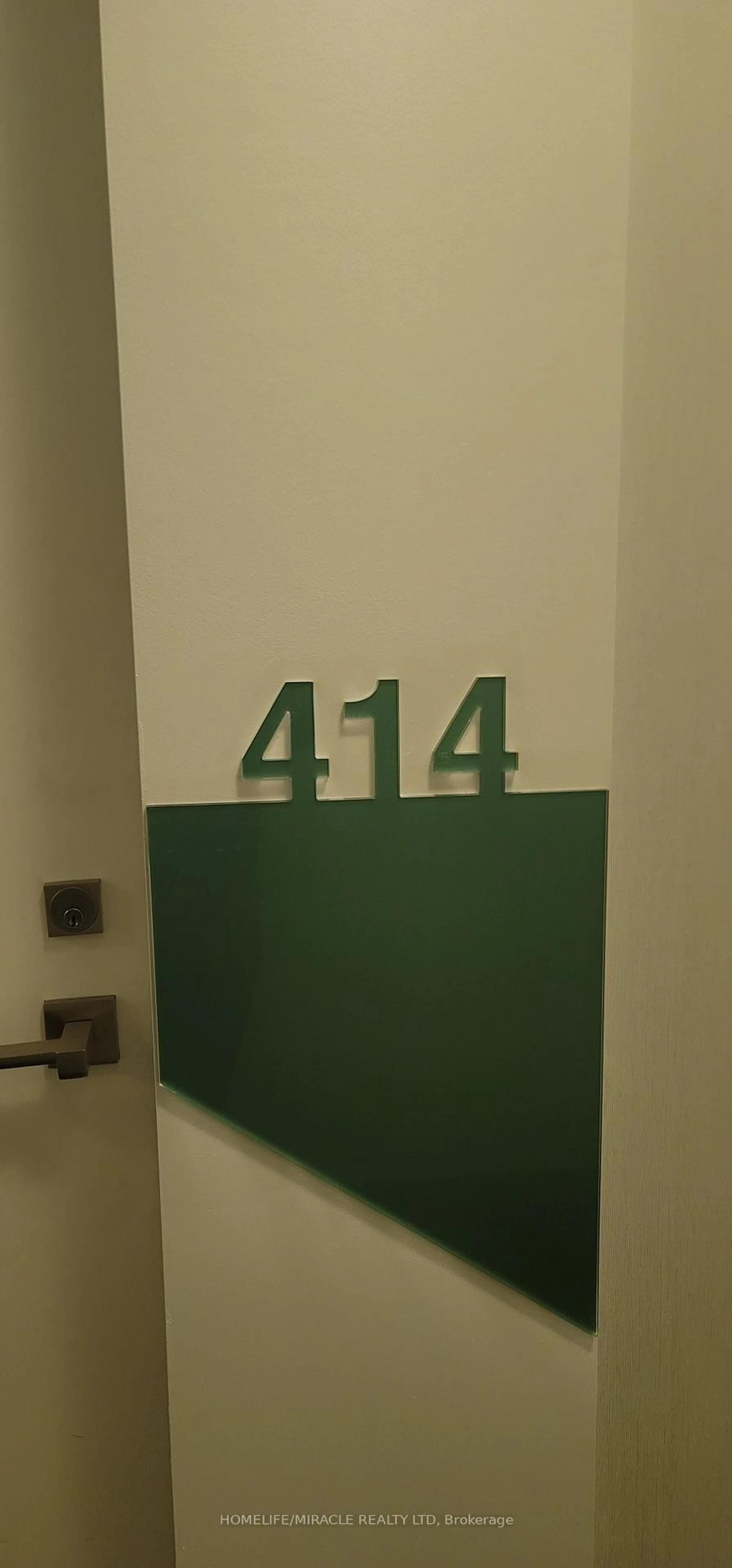 Unknown for 352 Front St #414, Toronto Ontario M5V 0K3