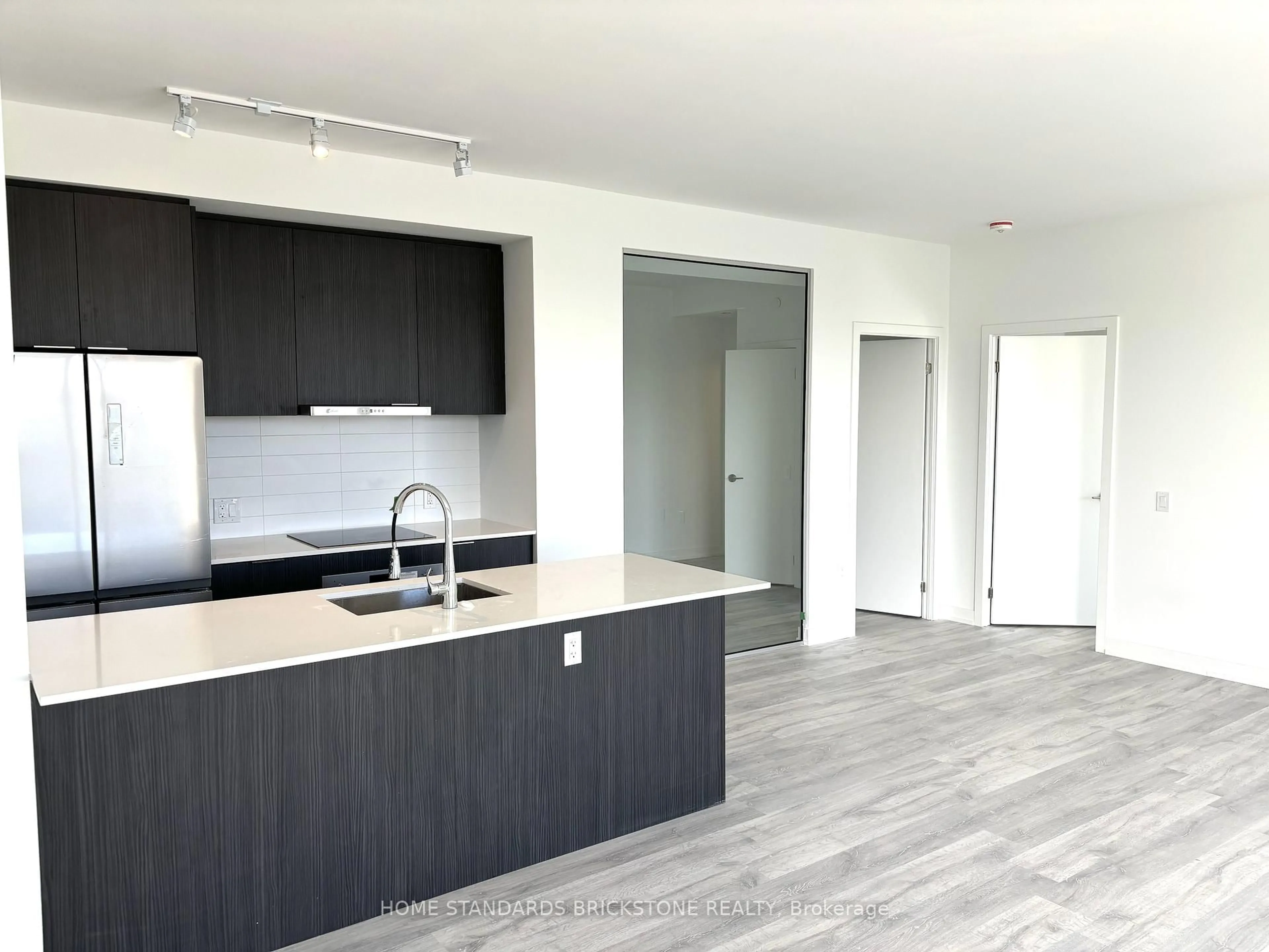 Open concept kitchen, unknown for 8 Olympic Garden Dr #S507, Toronto Ontario M2M 0B9