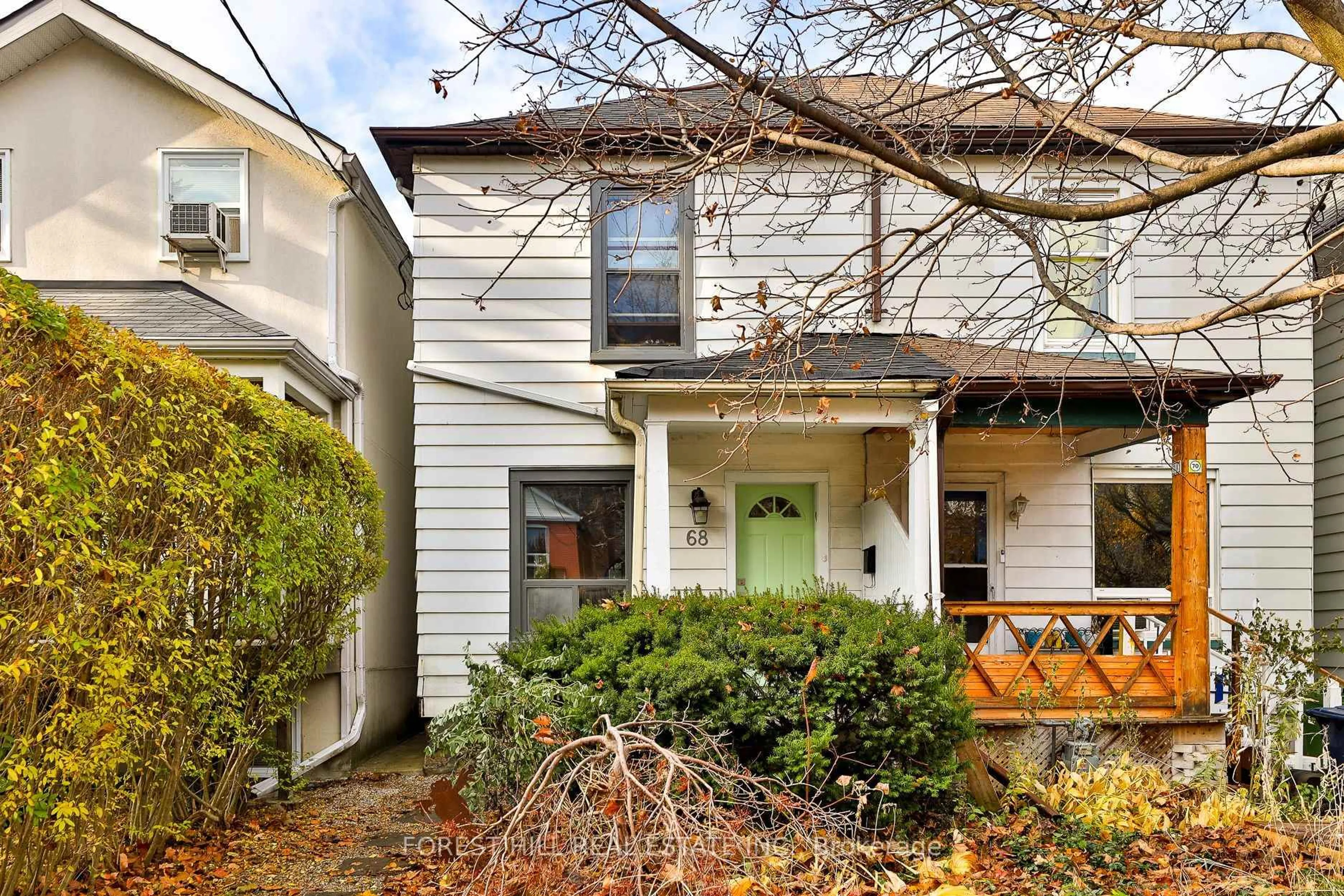 Unknown for 68 Kenwood Ave, Toronto Ontario M6C 2S2