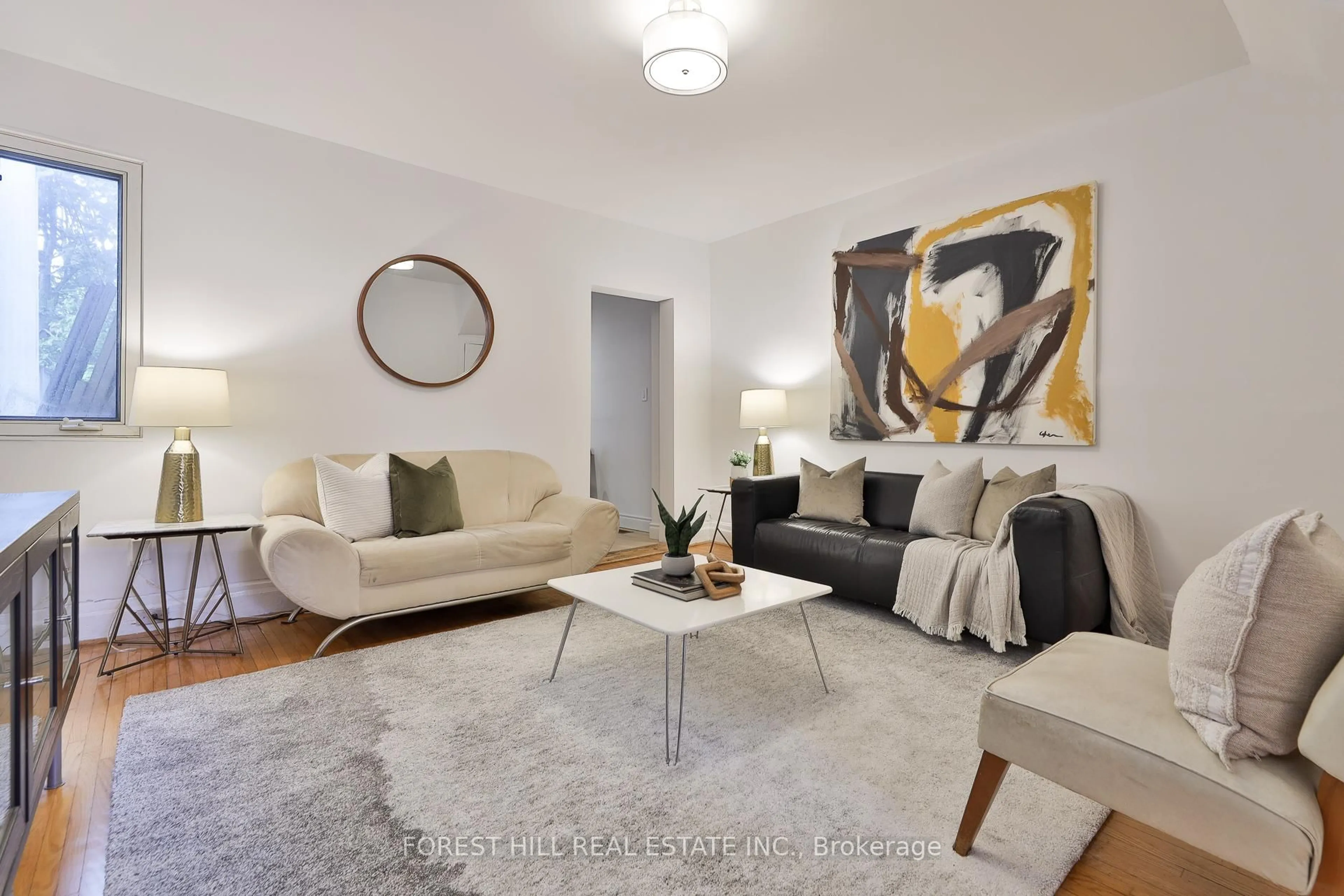 Living room with furniture, unknown for 68 Kenwood Ave, Toronto Ontario M6C 2S2