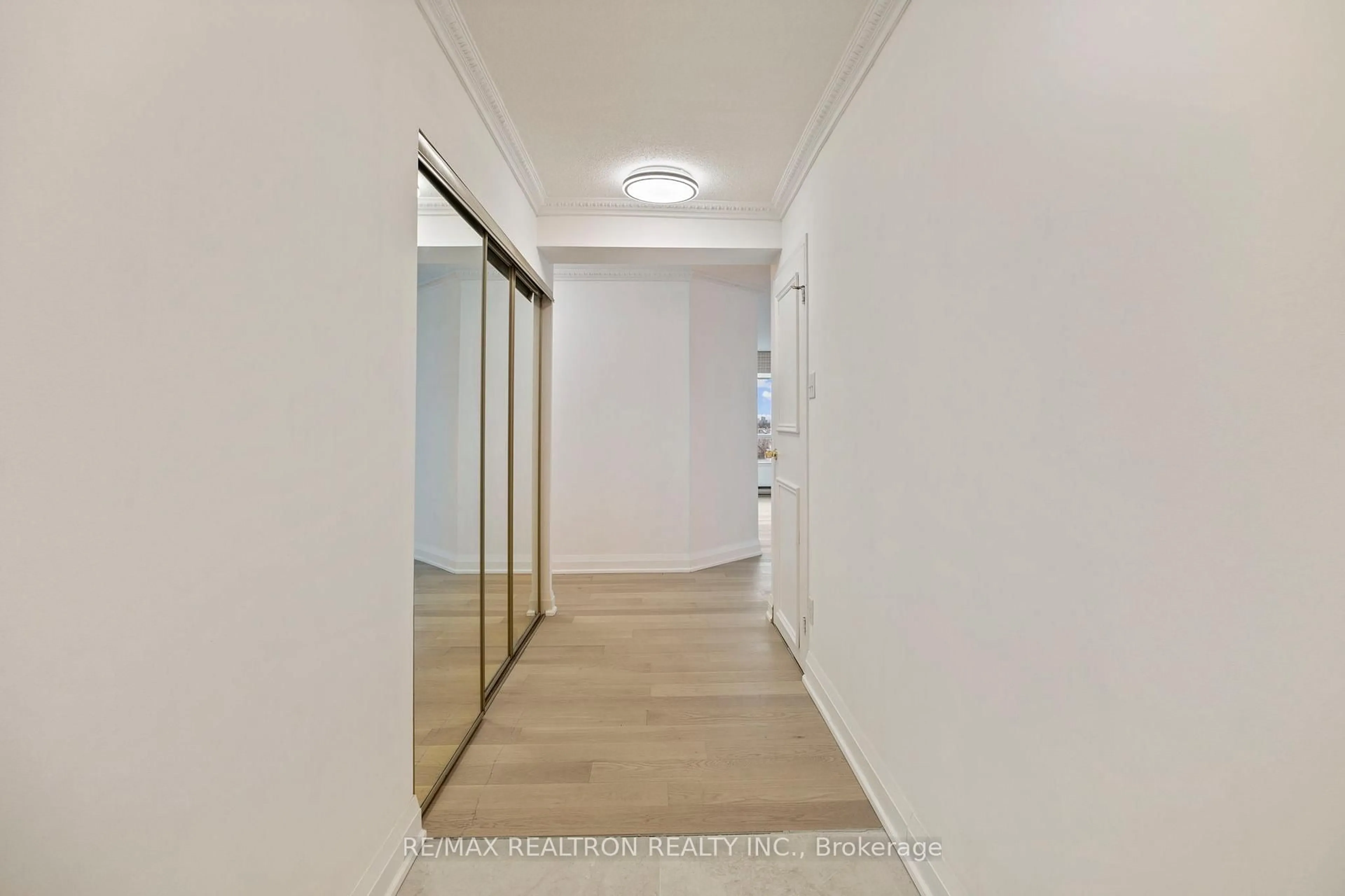 Unknown for 1131 Steeles Ave #603, Toronto Ontario M2R 3W8