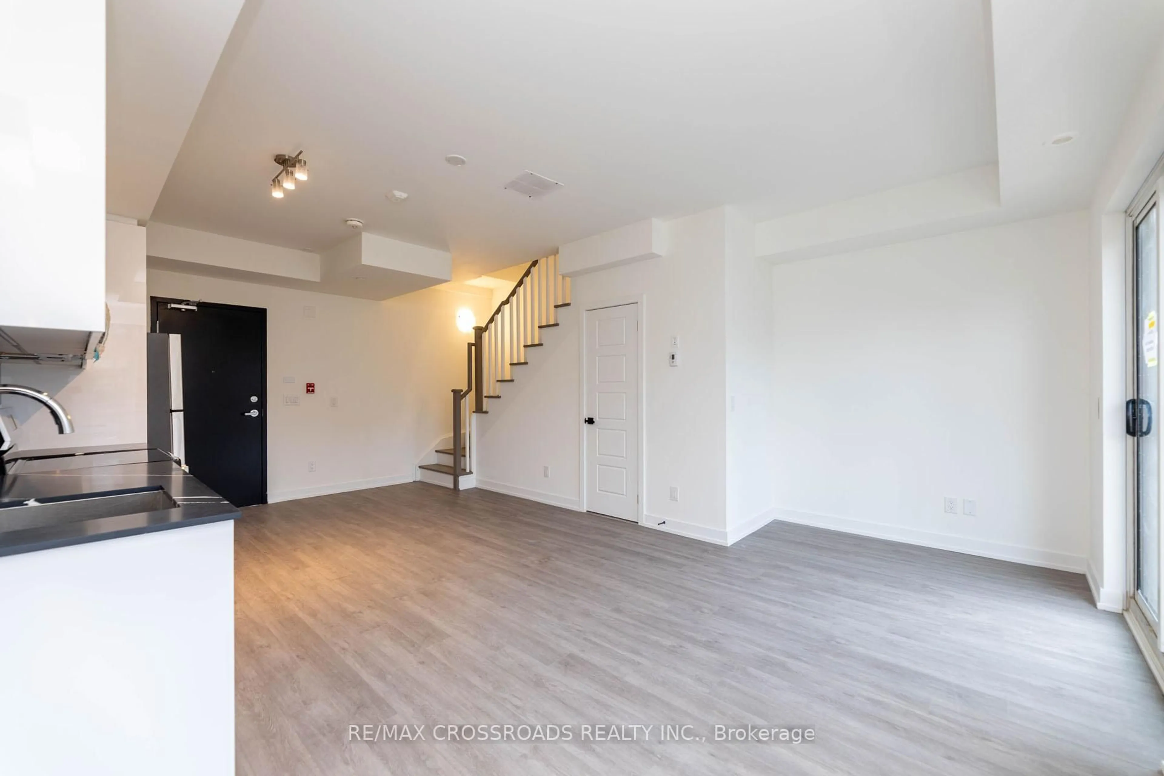 A pic of a room for 861 Sheppard Ave #Th47, Toronto Ontario M3H 2T5