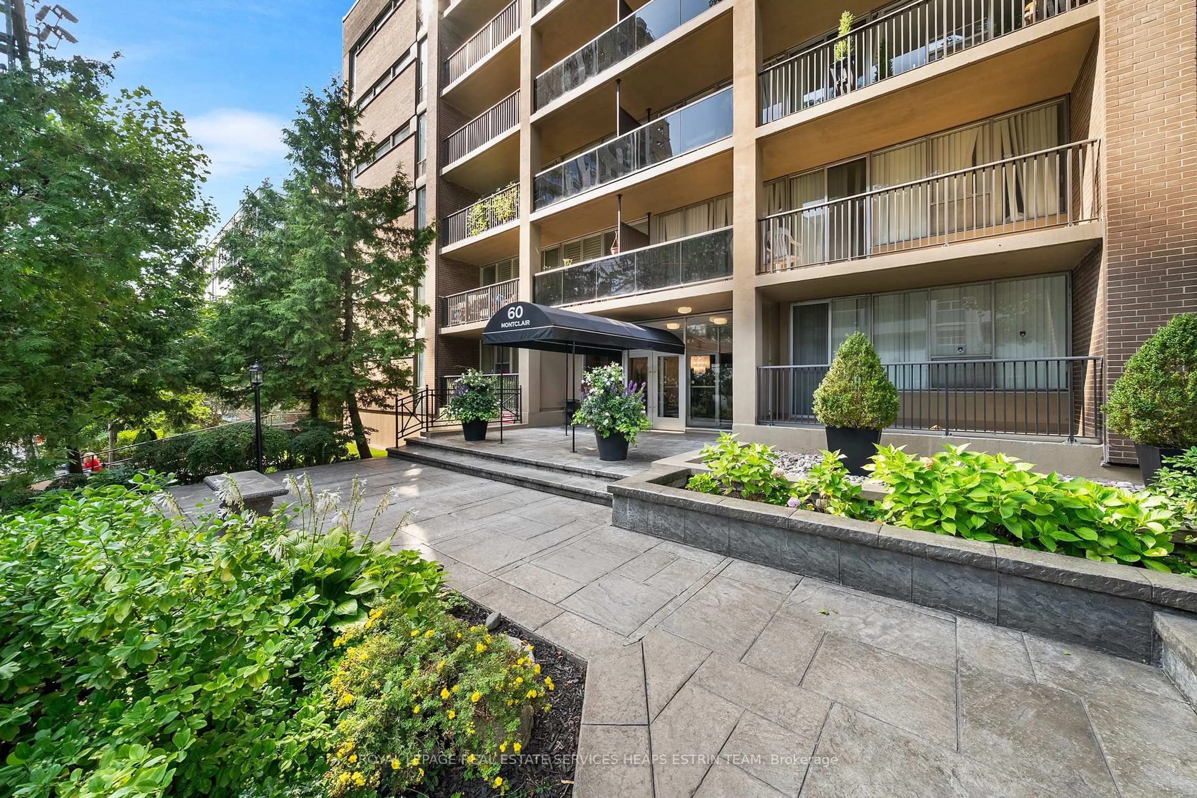 Patio, street for 60 Montclair Ave #202, Toronto Ontario M5P 1P7