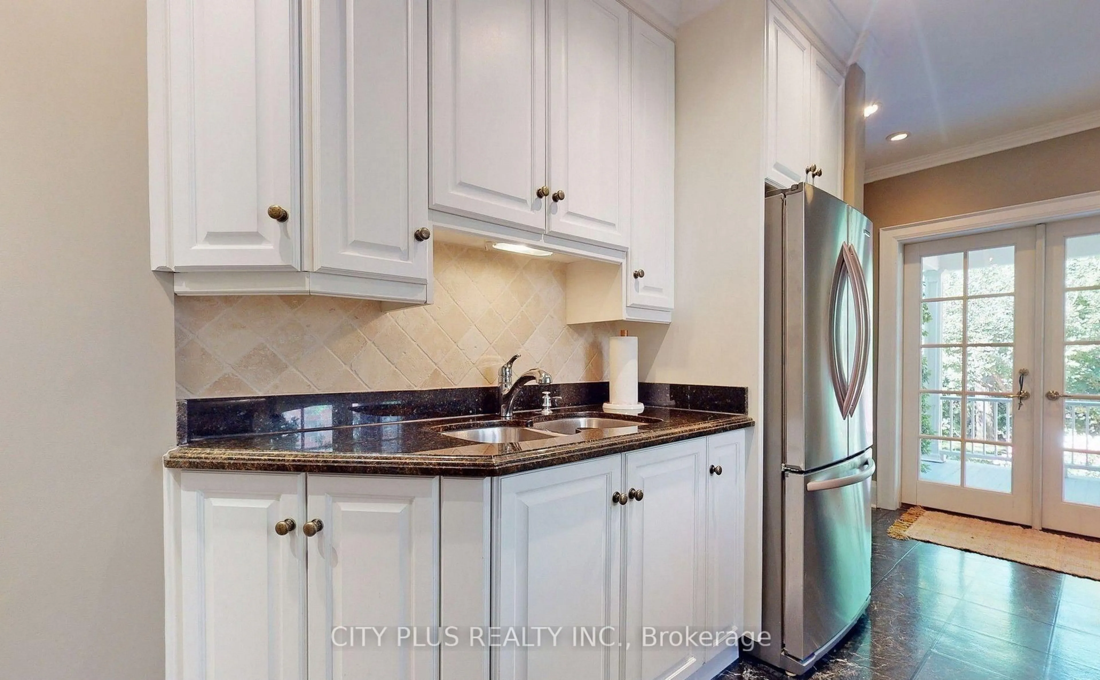 Unknown for 54 Duncannon Dr, Toronto Ontario M5P 2M2