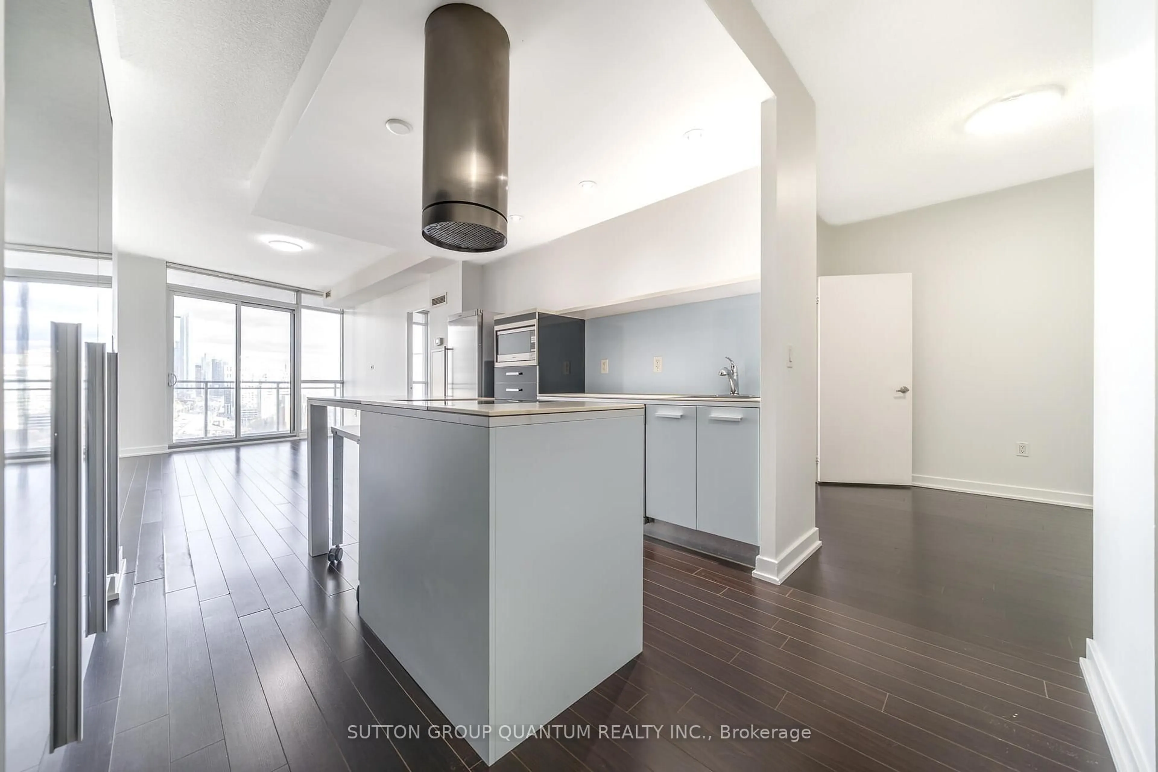 Open concept kitchen, unknown for 38 Dan Leckie Way #1810, Toronto Ontario M5V 2V6