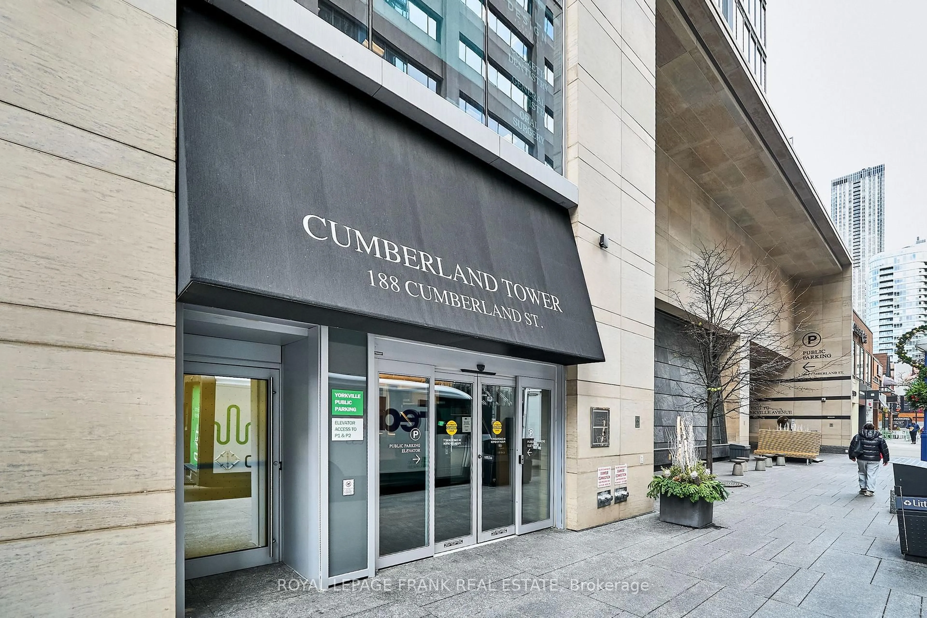 Lobby for 188 Cumberland St #2005, Toronto Ontario M5R 0B6