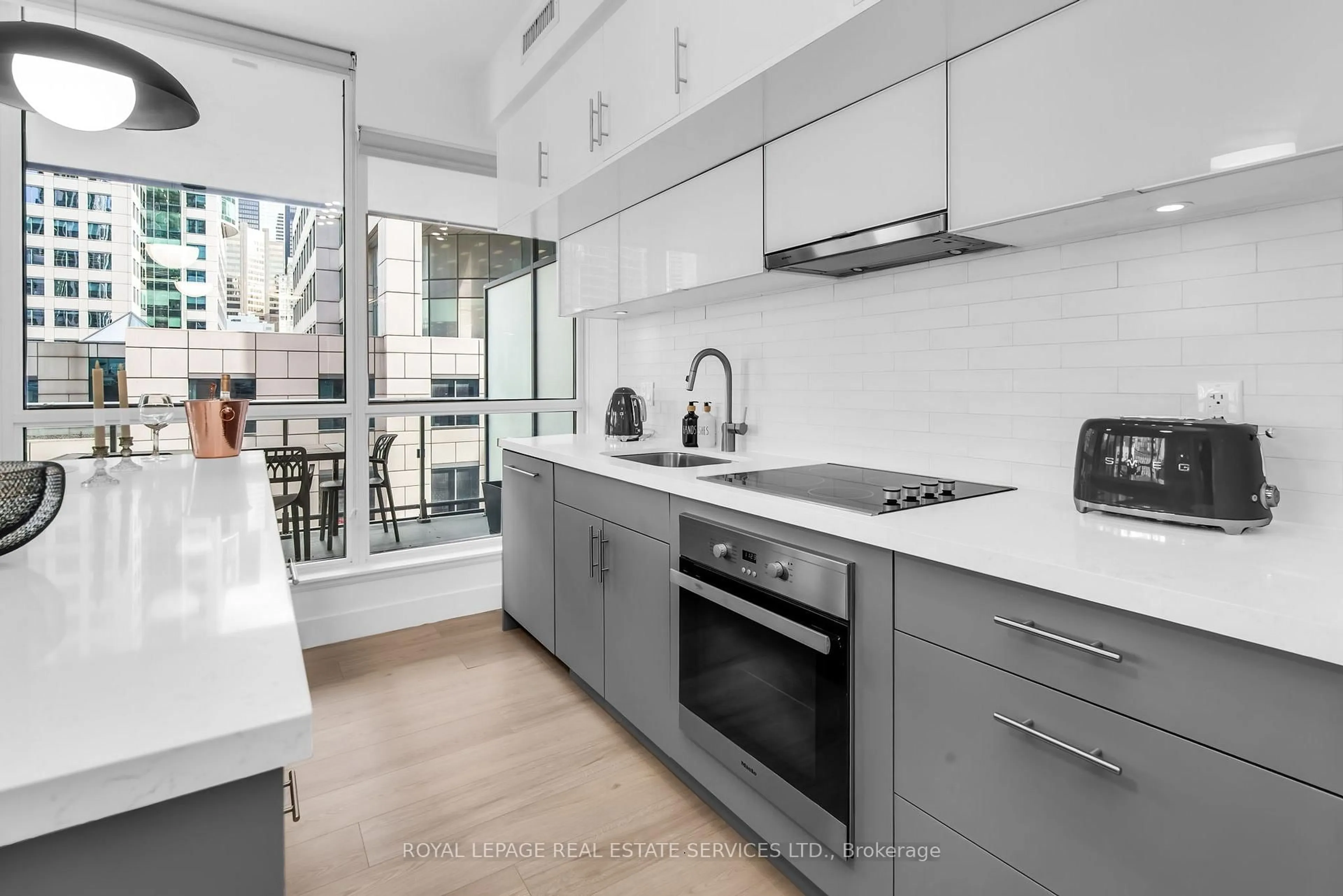 Contemporary kitchen, ceramic/tile floor for 8 Mercer St #403, Toronto Ontario M5V 0C4