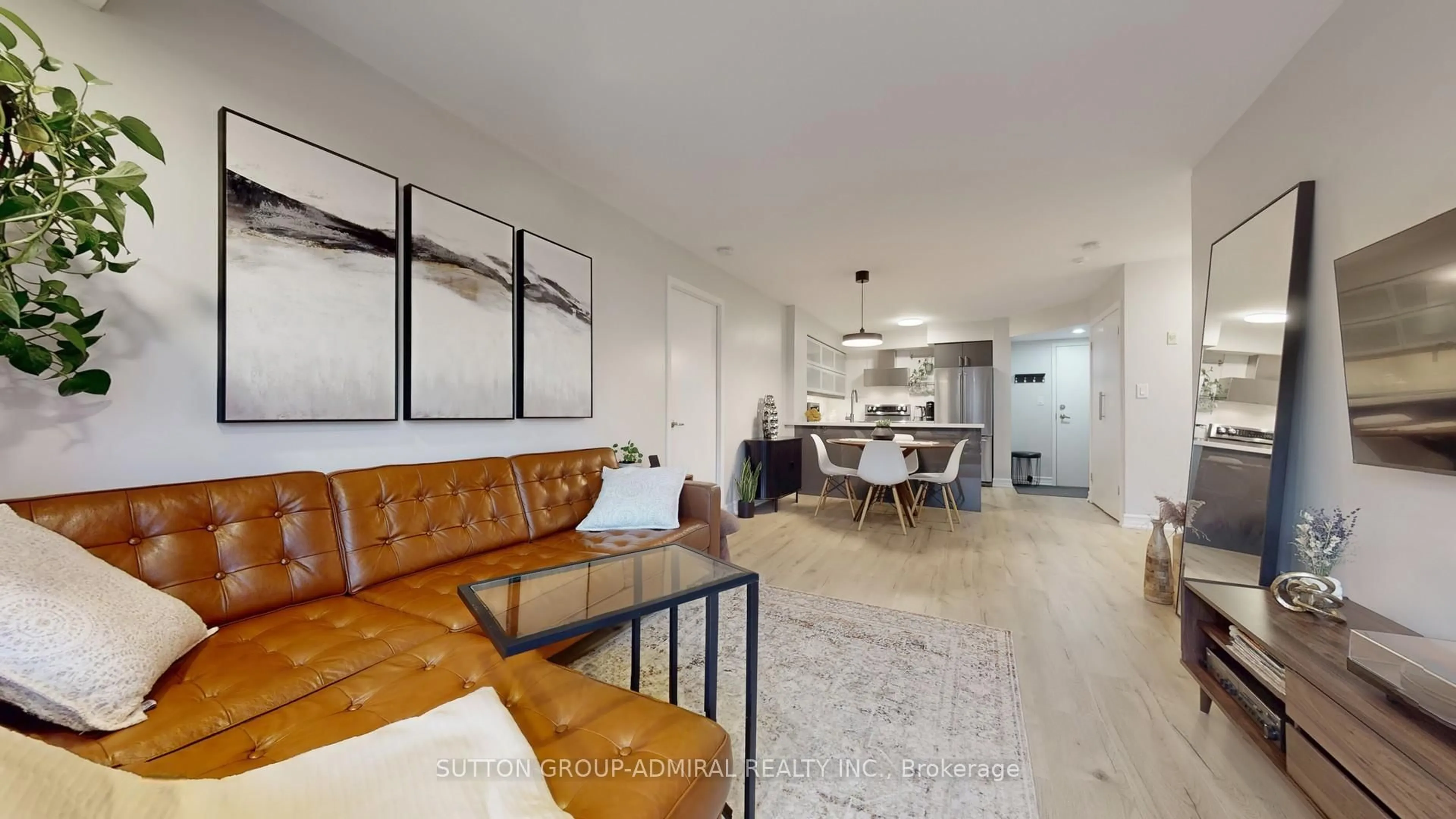 Living room with furniture, unknown for 1000 King St #321, Toronto Ontario M6K 3N1