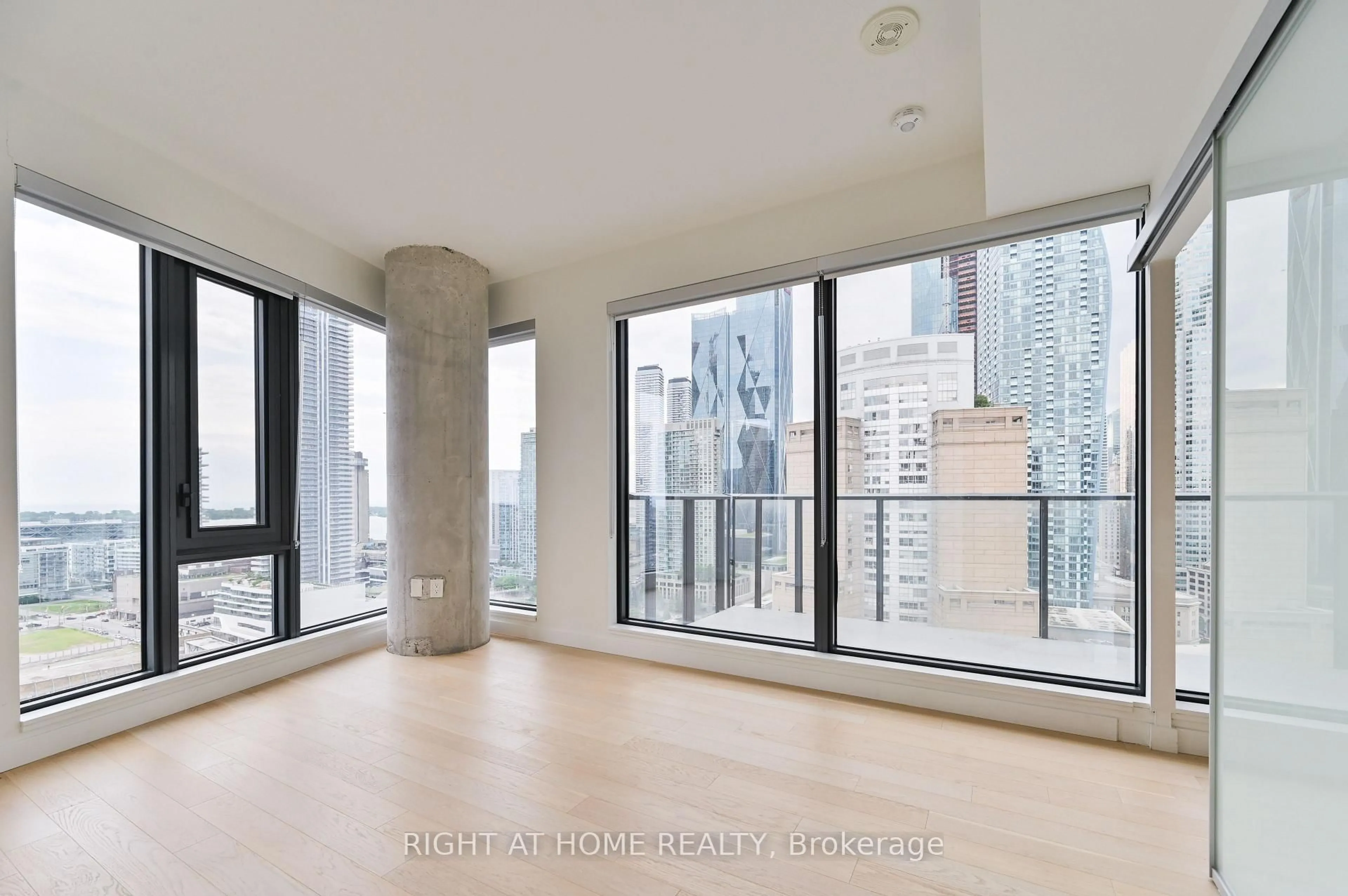 A pic of a room for 2A Church St #2205, Toronto Ontario M5E 0E1