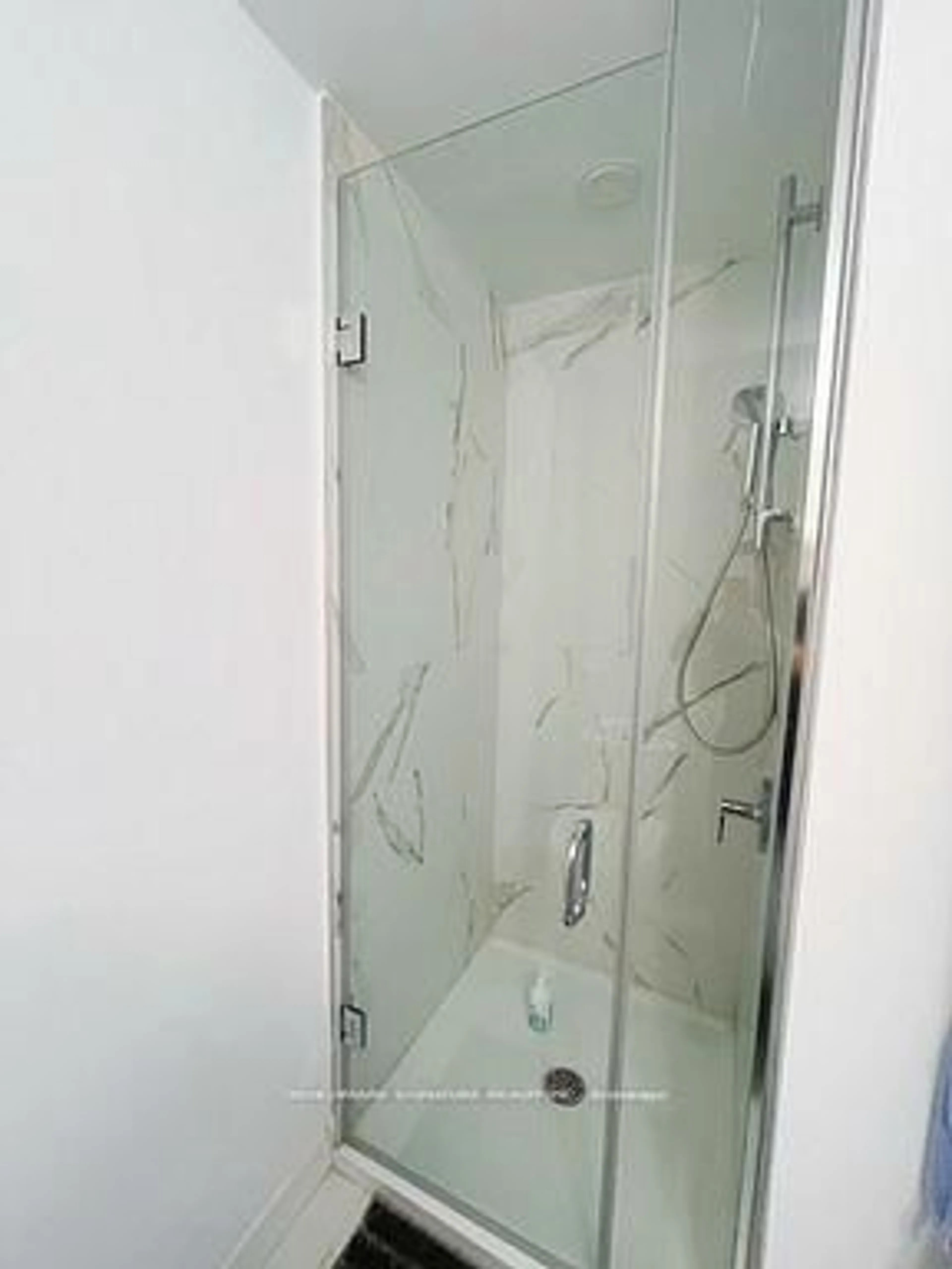 A pic of a room for 7 Golden Lion Hts #N735, Toronto Ontario M2M 3T9