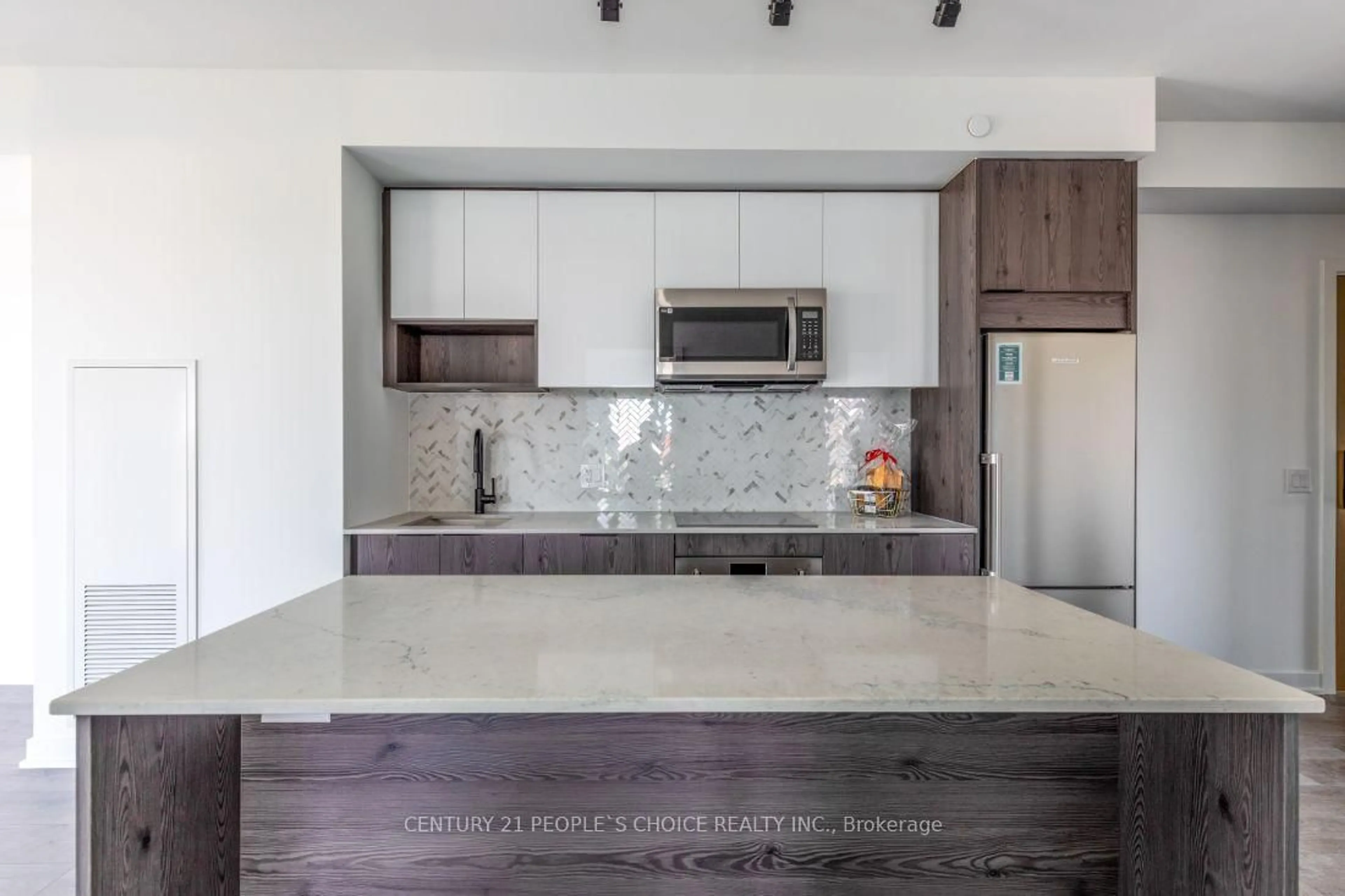 Contemporary kitchen, ceramic/tile floor for 5 Defries St #801, Toronto Ontario M5A 0W7