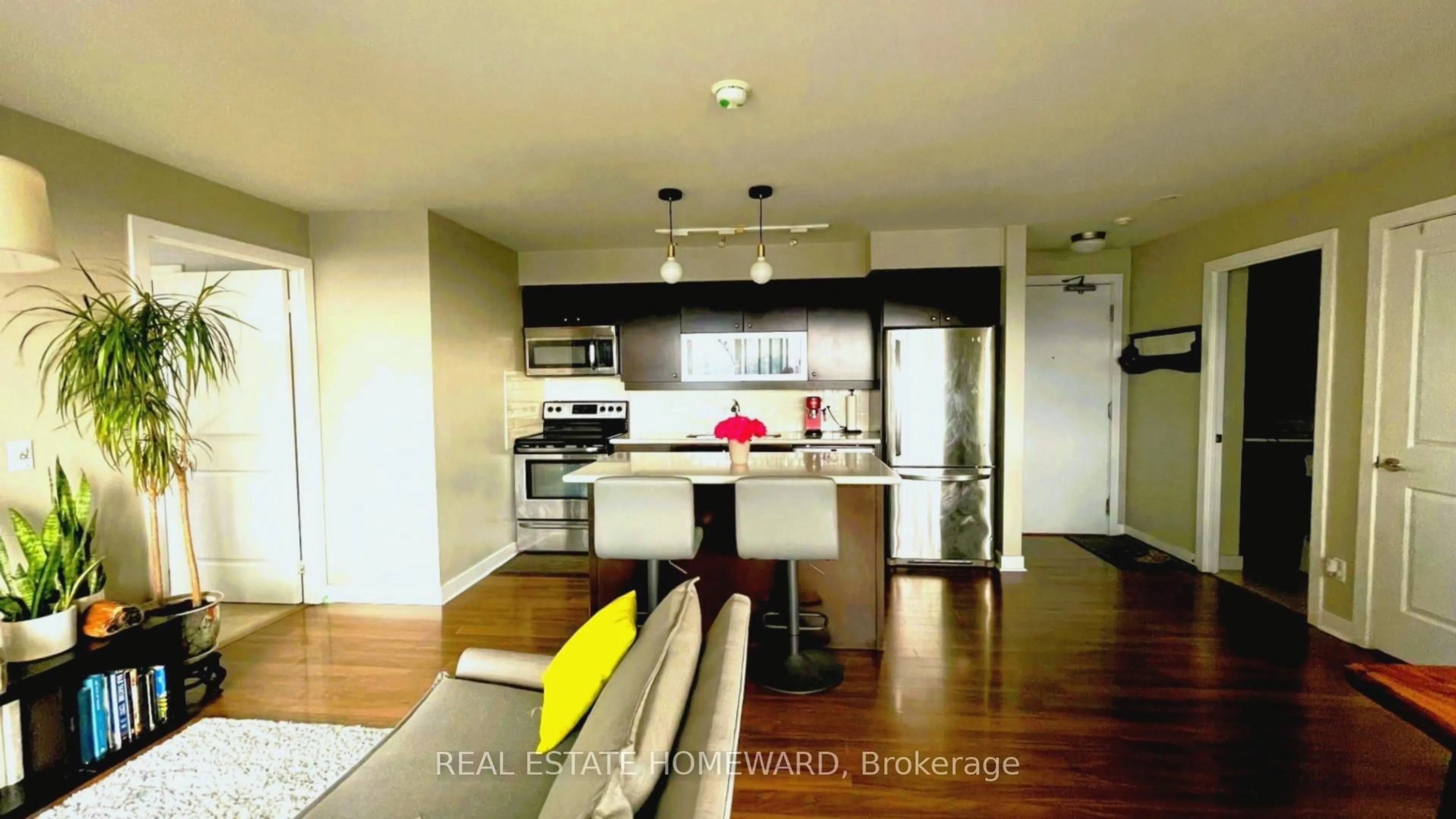 Open concept kitchen, wood/laminate floor for 100 Western Battery Rd #2106, Toronto Ontario M6K 3S2