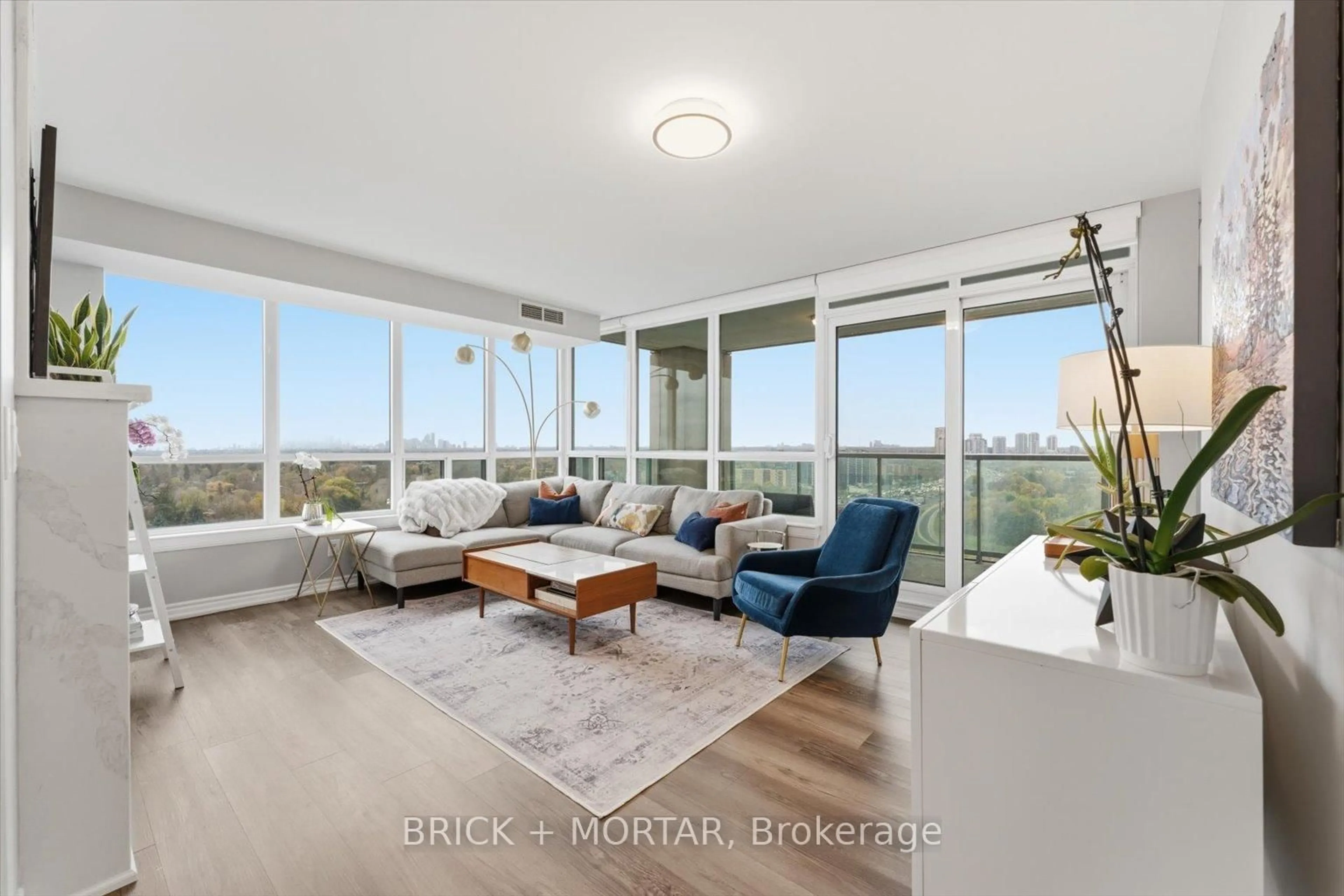 Living room with furniture, unknown for 17 Barberry Pl #1410, Toronto Ontario M2K 3E2