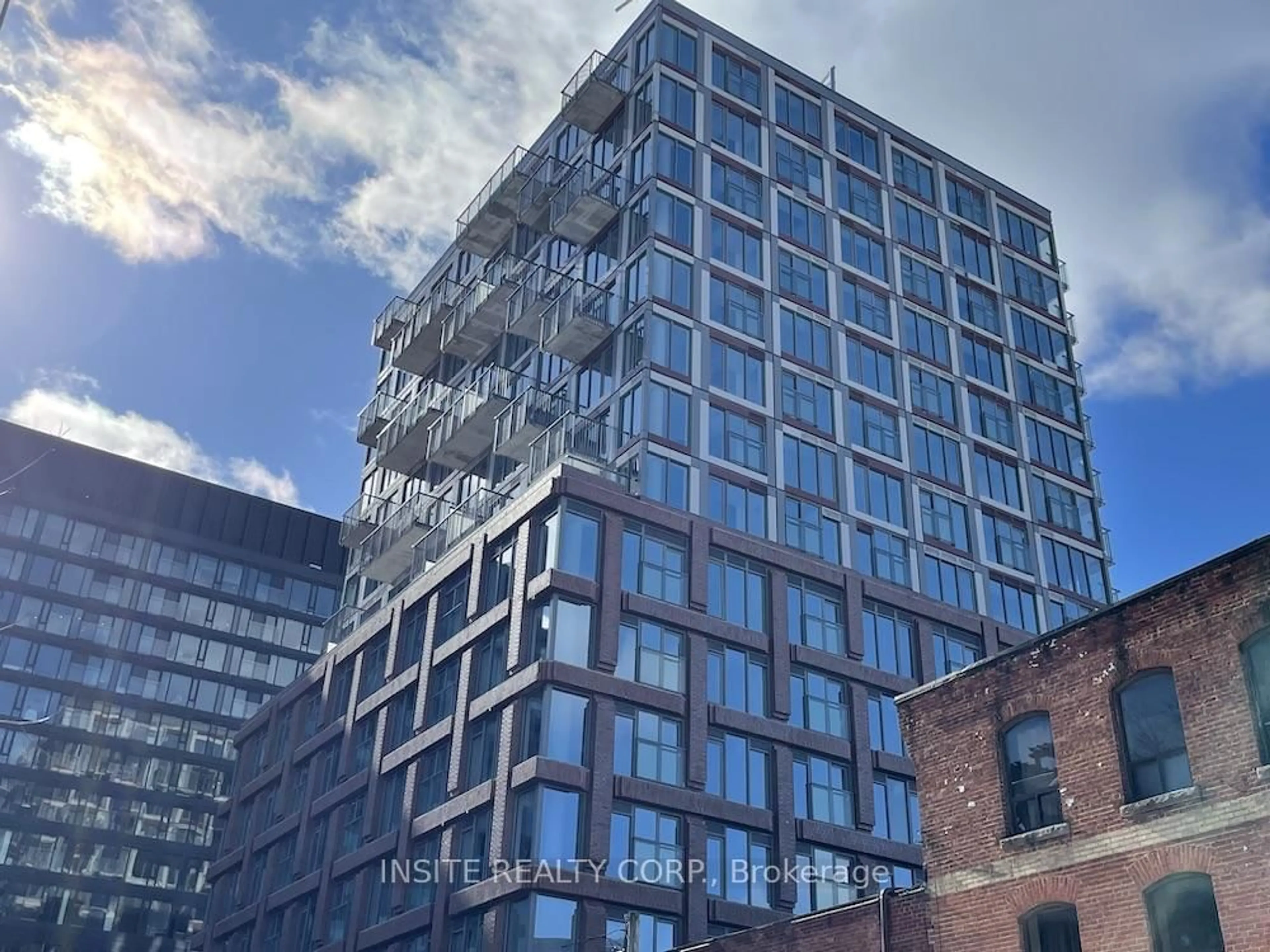 A pic from outside/outdoor area/front of a property/back of a property/a pic from drone, building for 2 Augusta Ave #711, Toronto Ontario M5V 1Y4