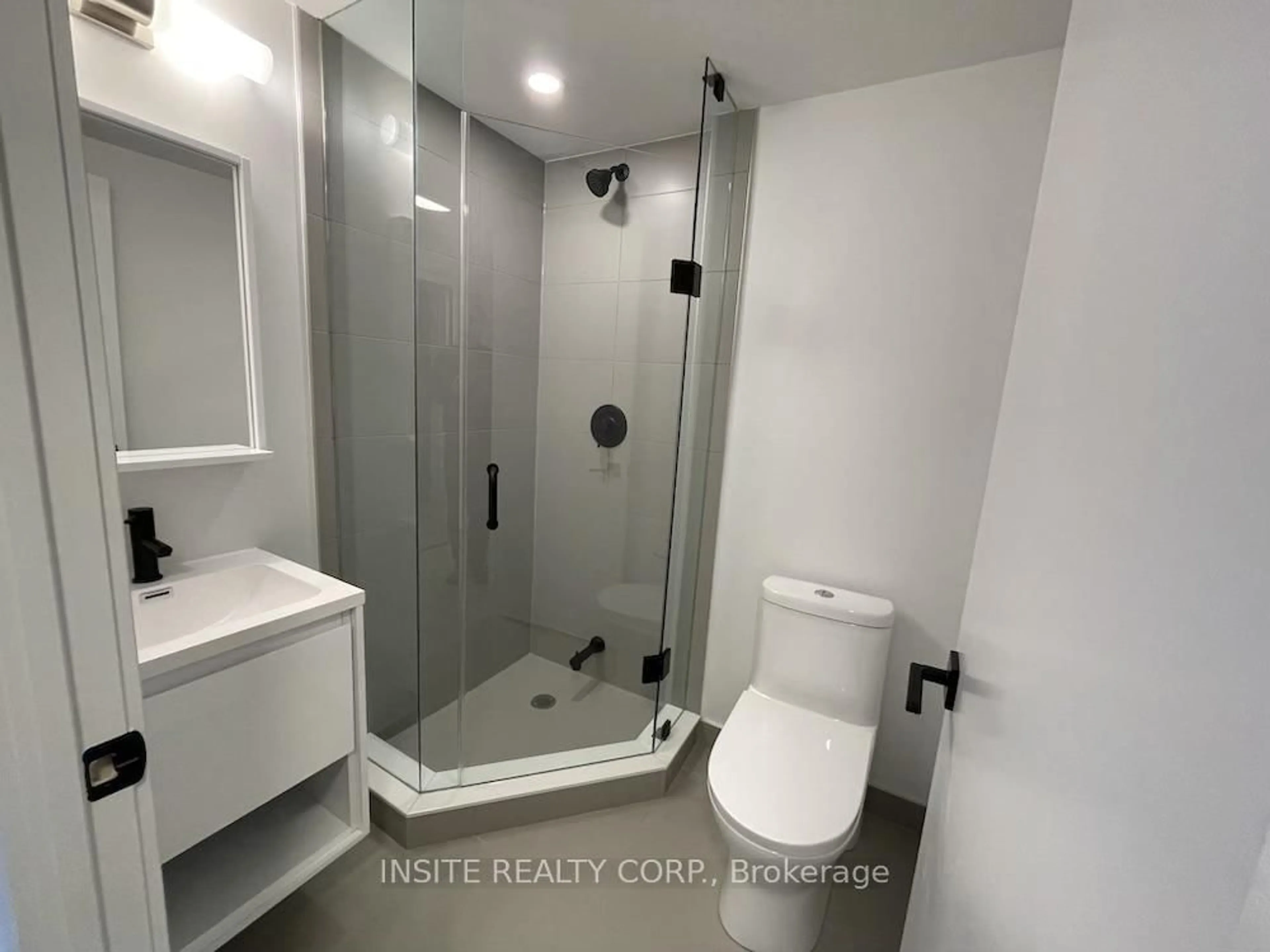 Unknown for 2 Augusta Ave #711, Toronto Ontario M5V 1Y4