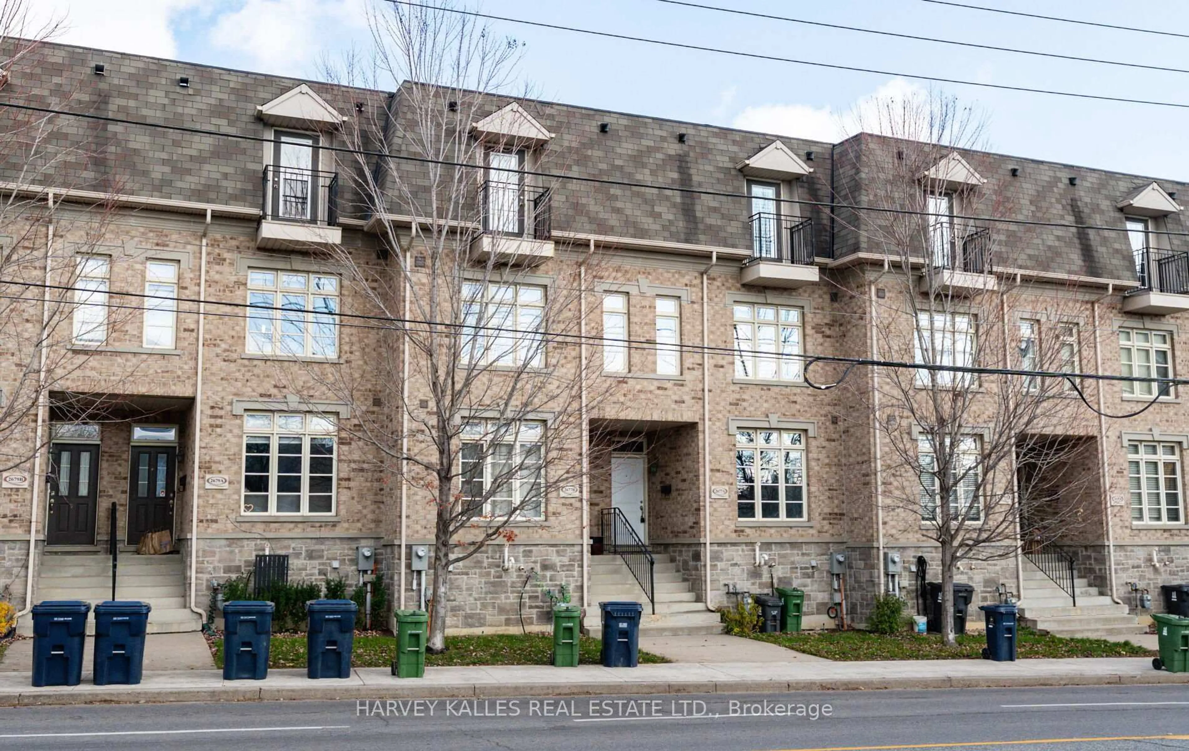 Home with brick exterior material, building for 2677A Bathurst St, Toronto Ontario M5N 1S6