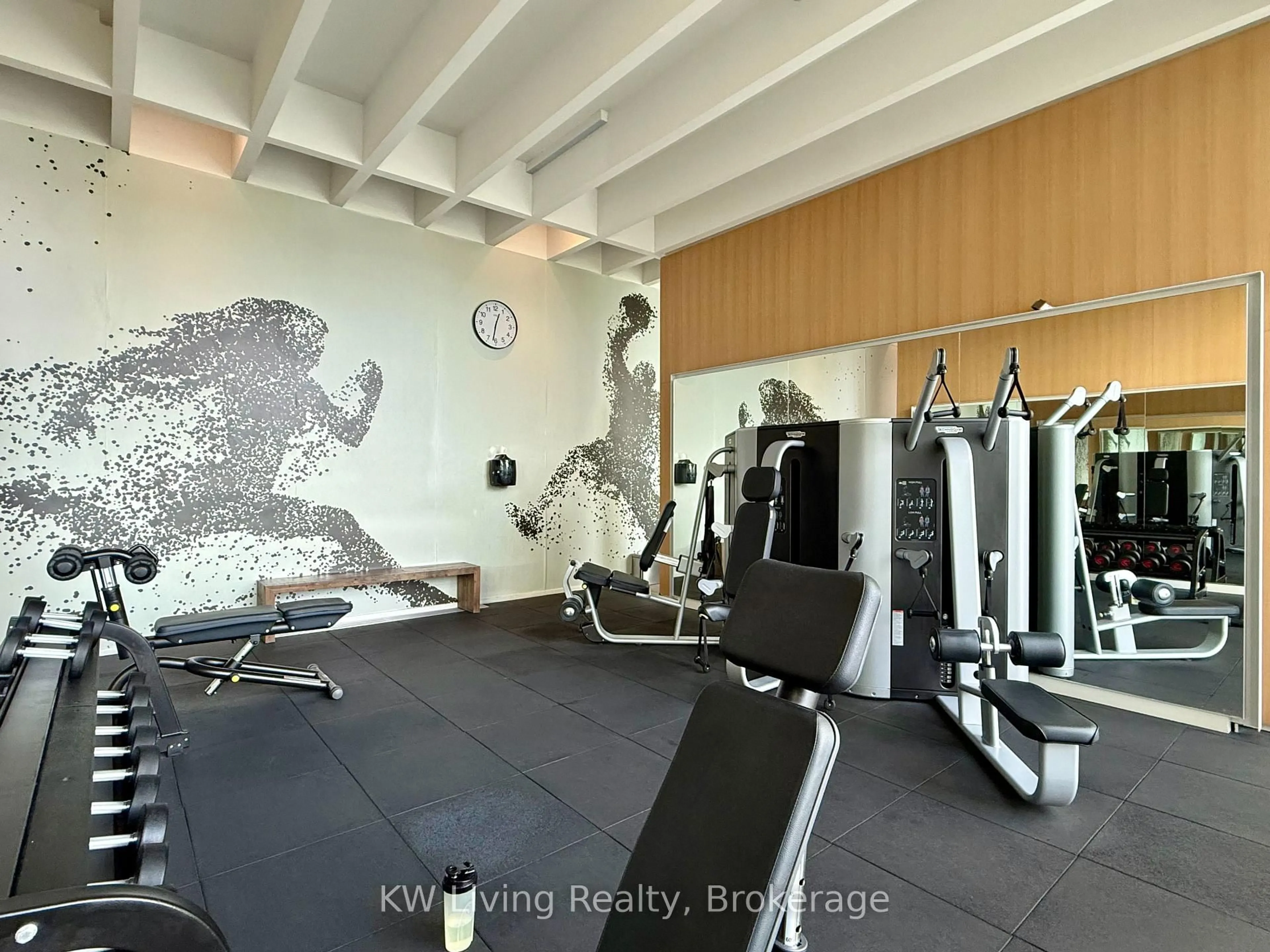Gym or fitness room for 8 Hillsdale Ave #725, Toronto Ontario M4S 0B2