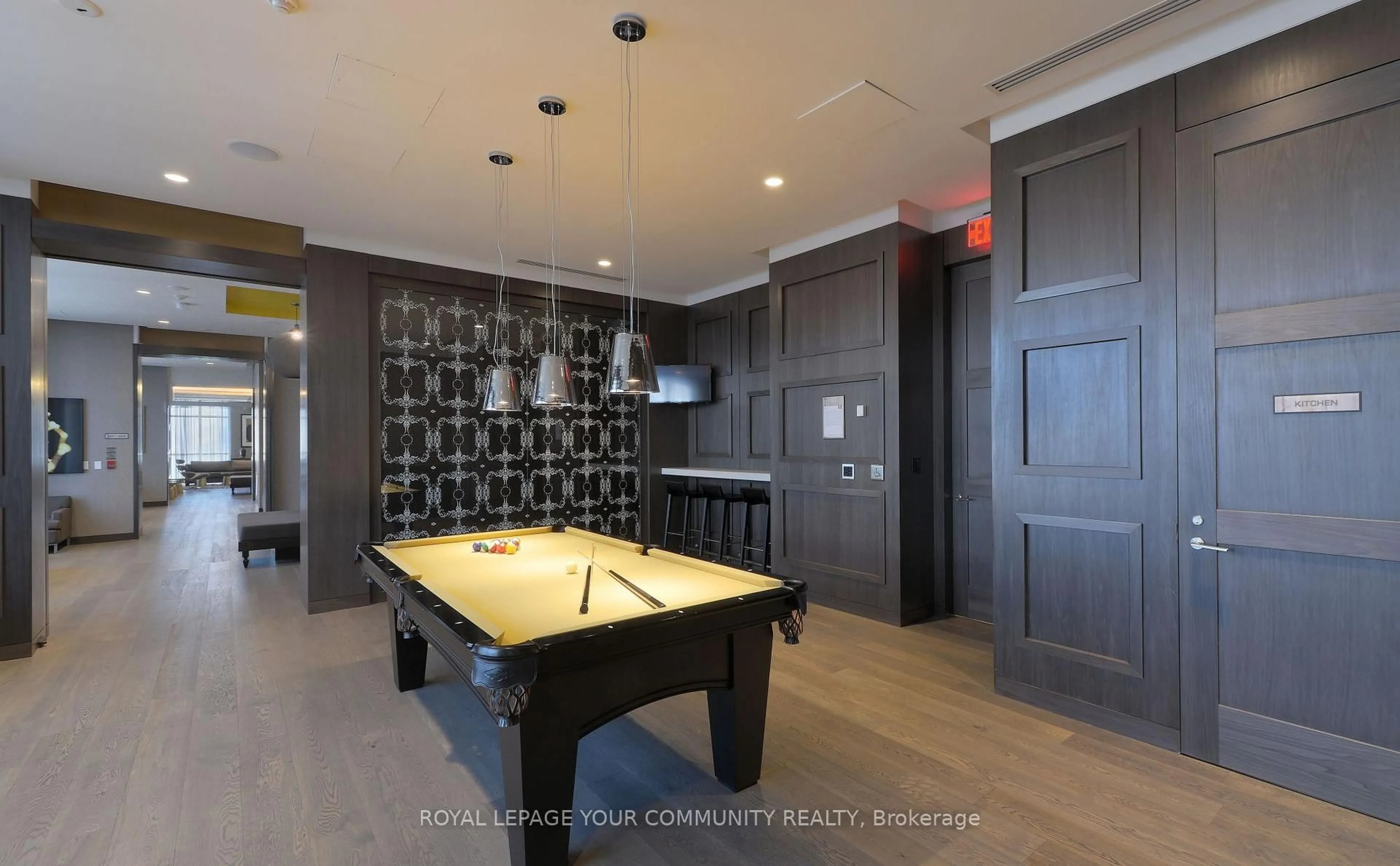 Unknown for 300 Front St #2912, Toronto Ontario M5V 0E9